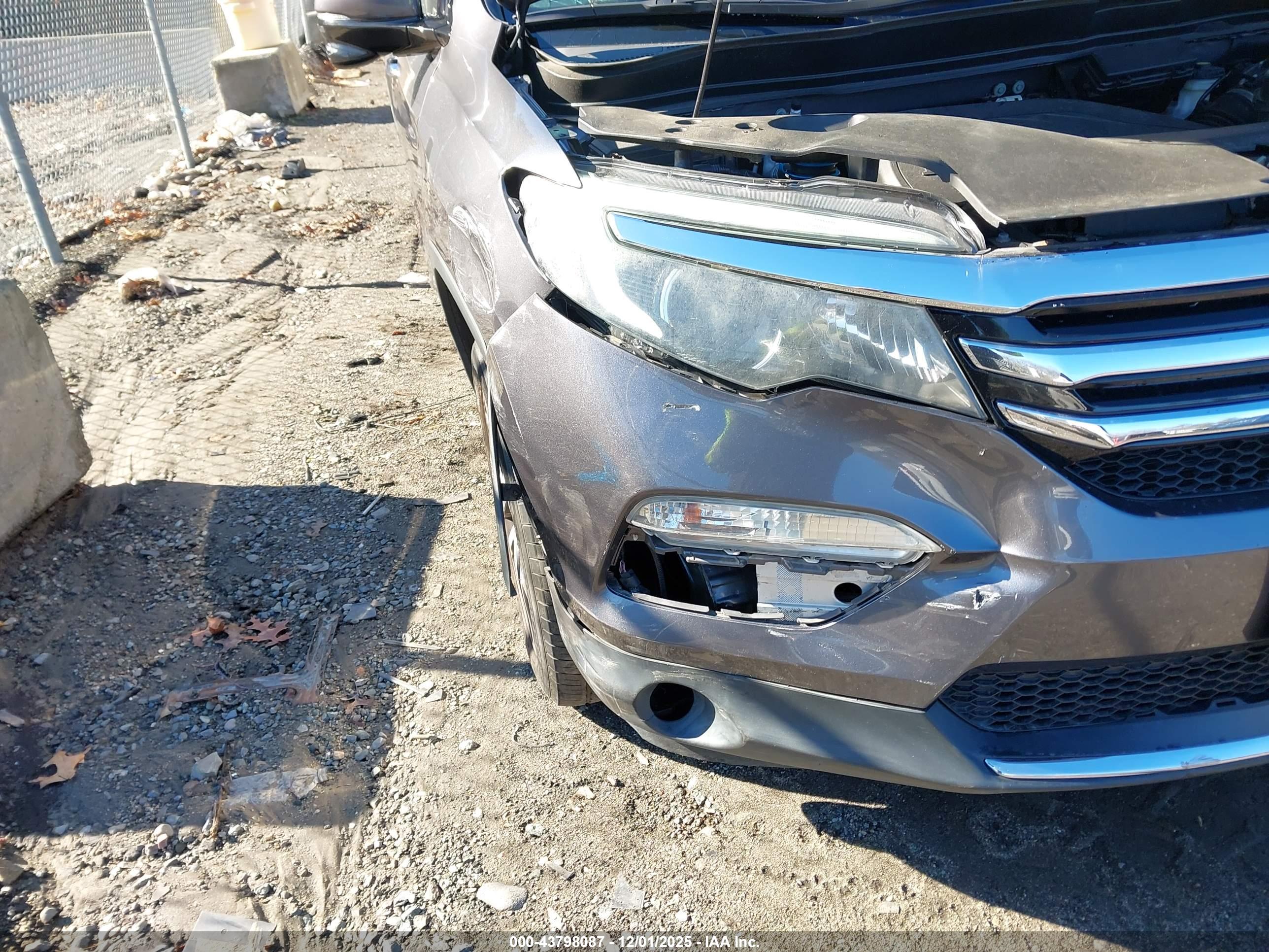 HONDA PILOT image 6