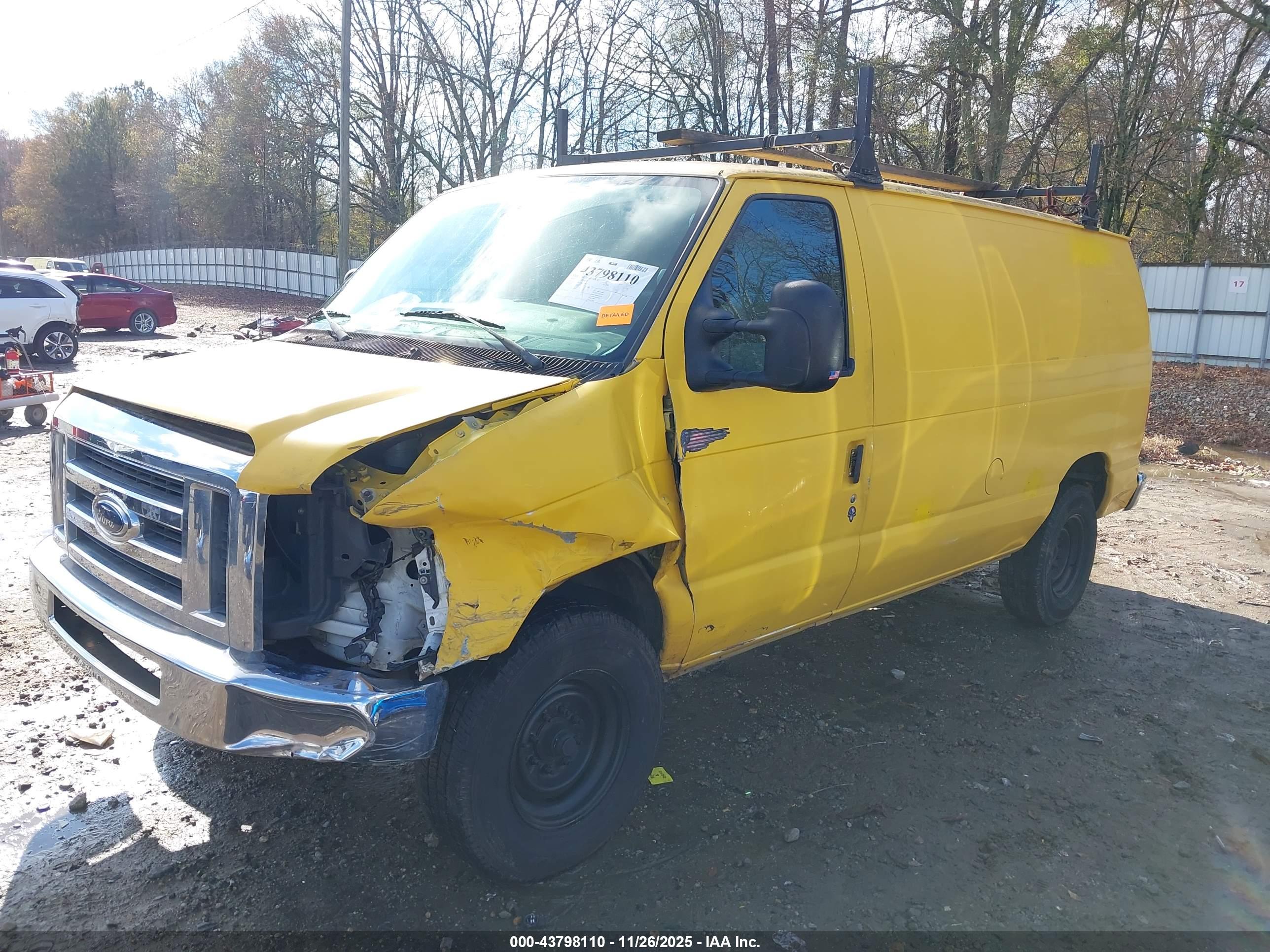 FORD E-250 image 6