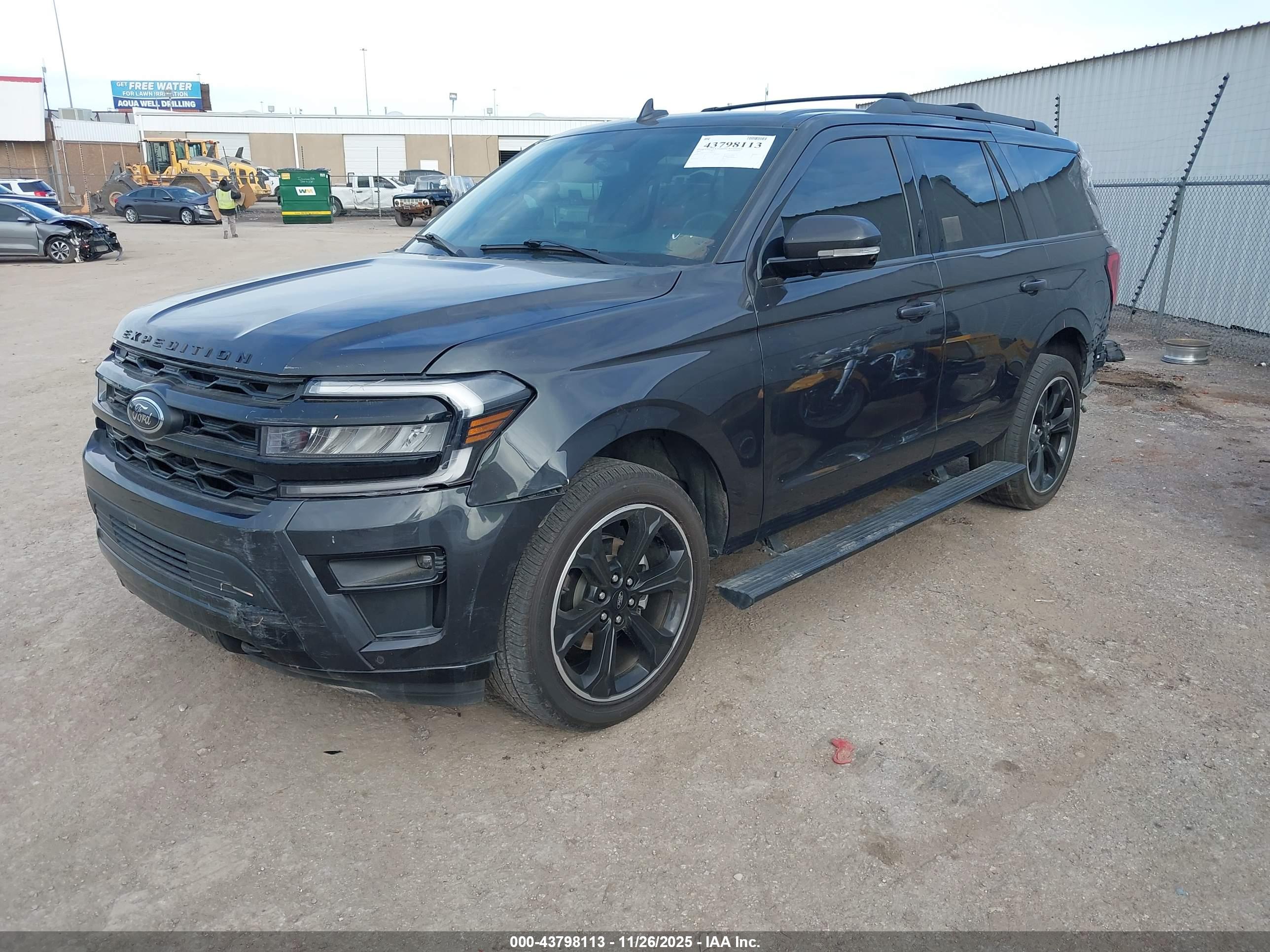 FORD EXPEDITION image 2