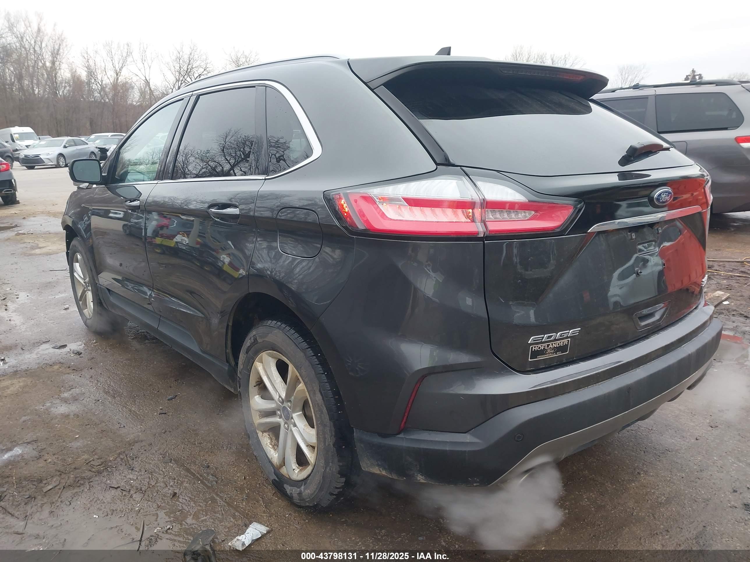 FORD EDGE image 3