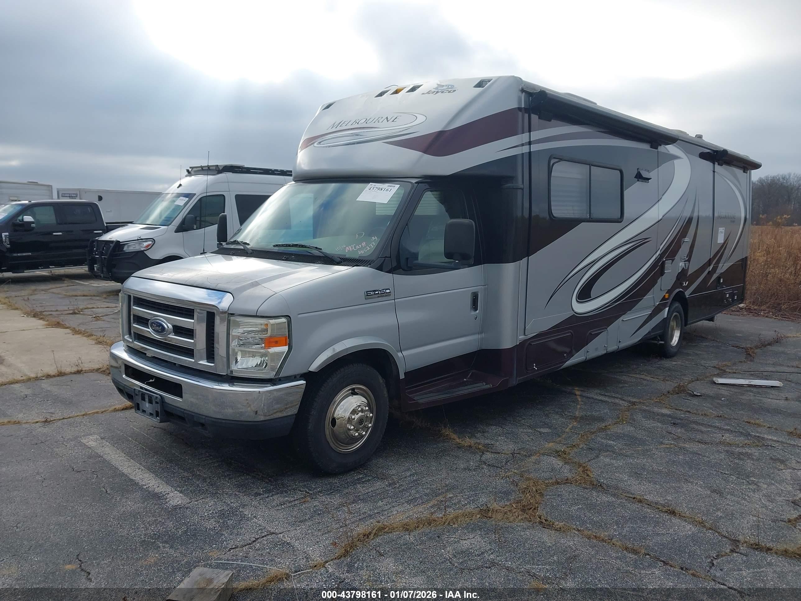 FORD E-450 image 2