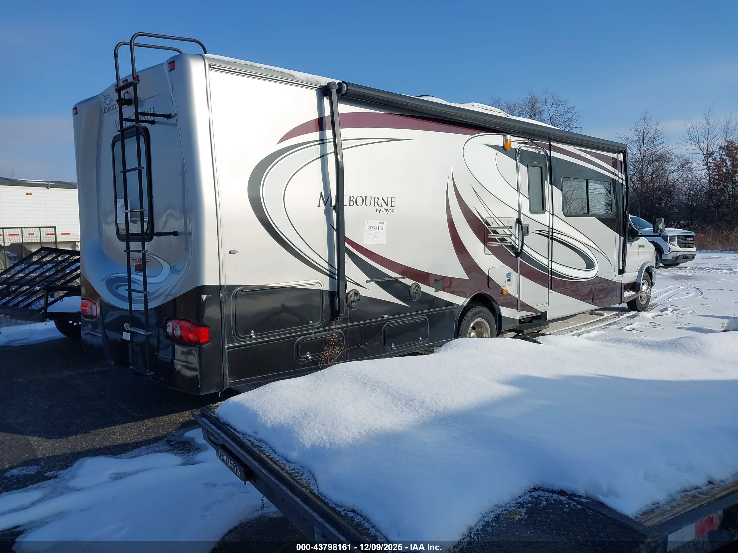 FORD E-450 image 4