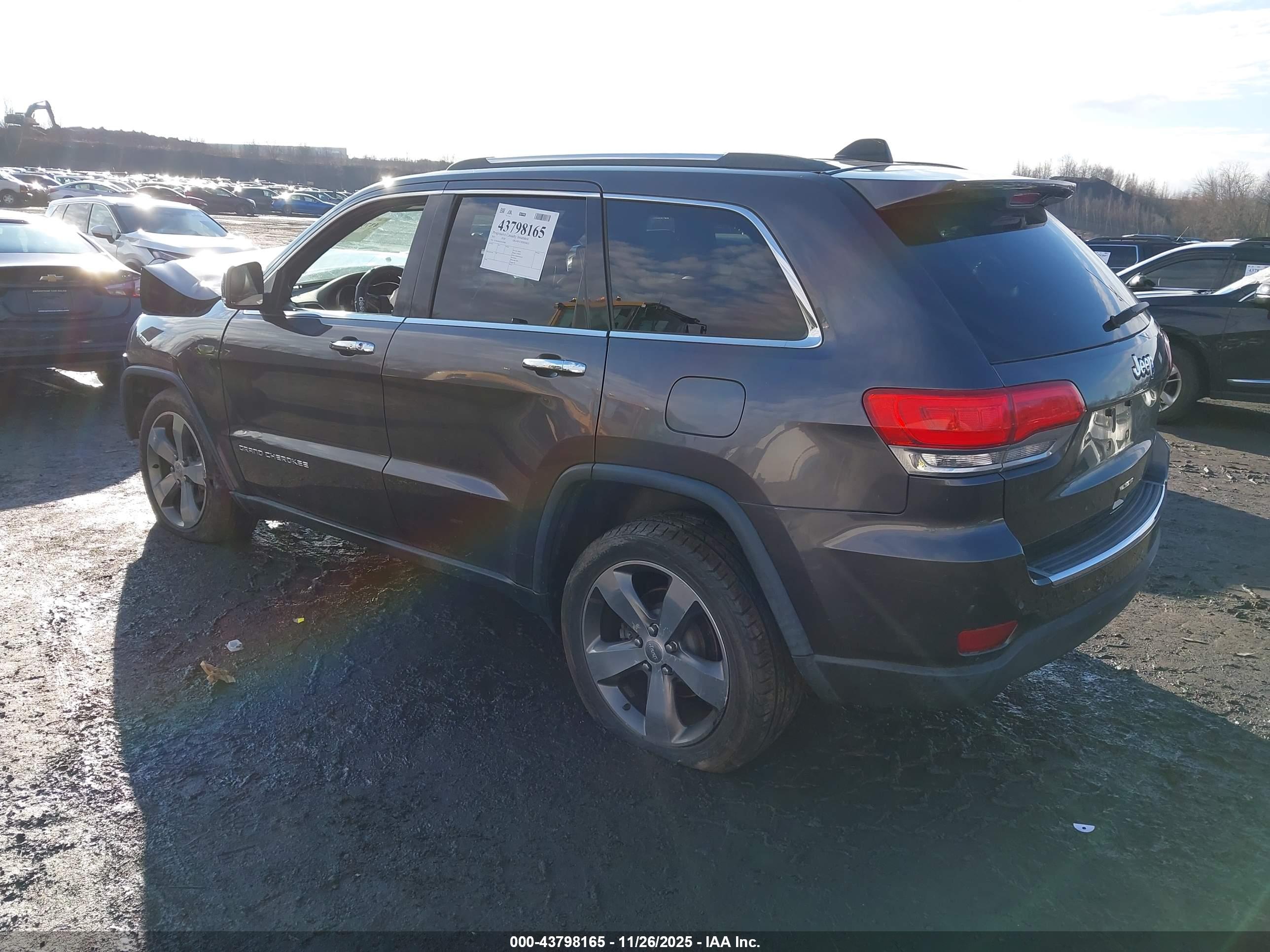 JEEP GRAND image 3