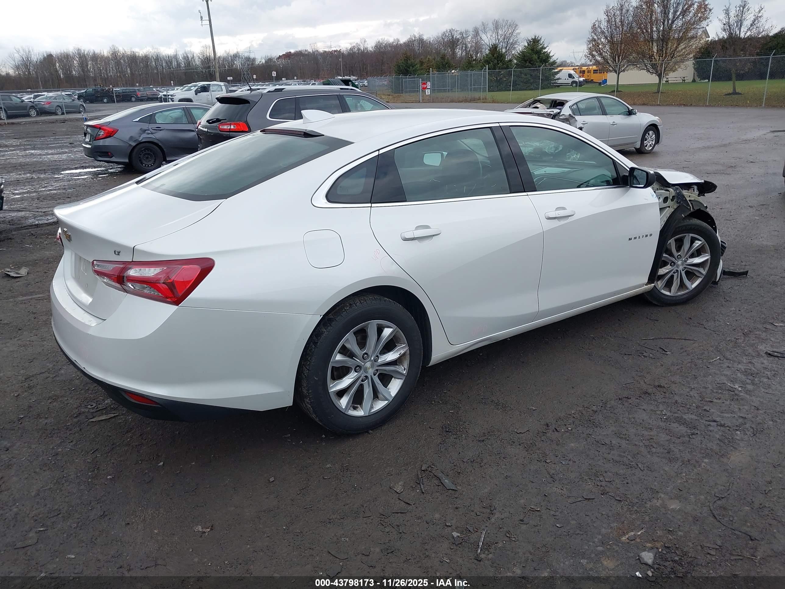 CHEVROLET MALIBU image 4