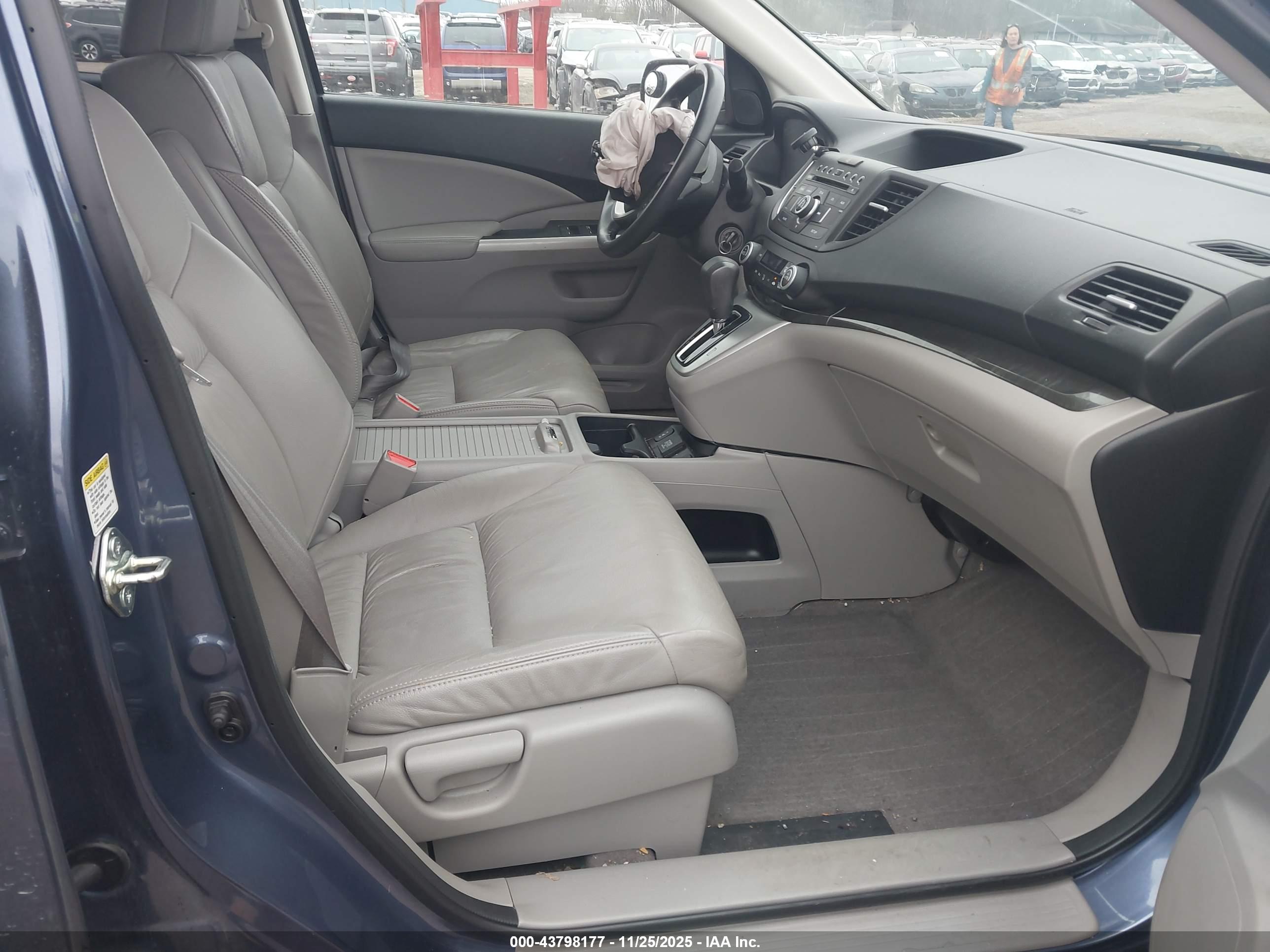 HONDA CR-V image 5