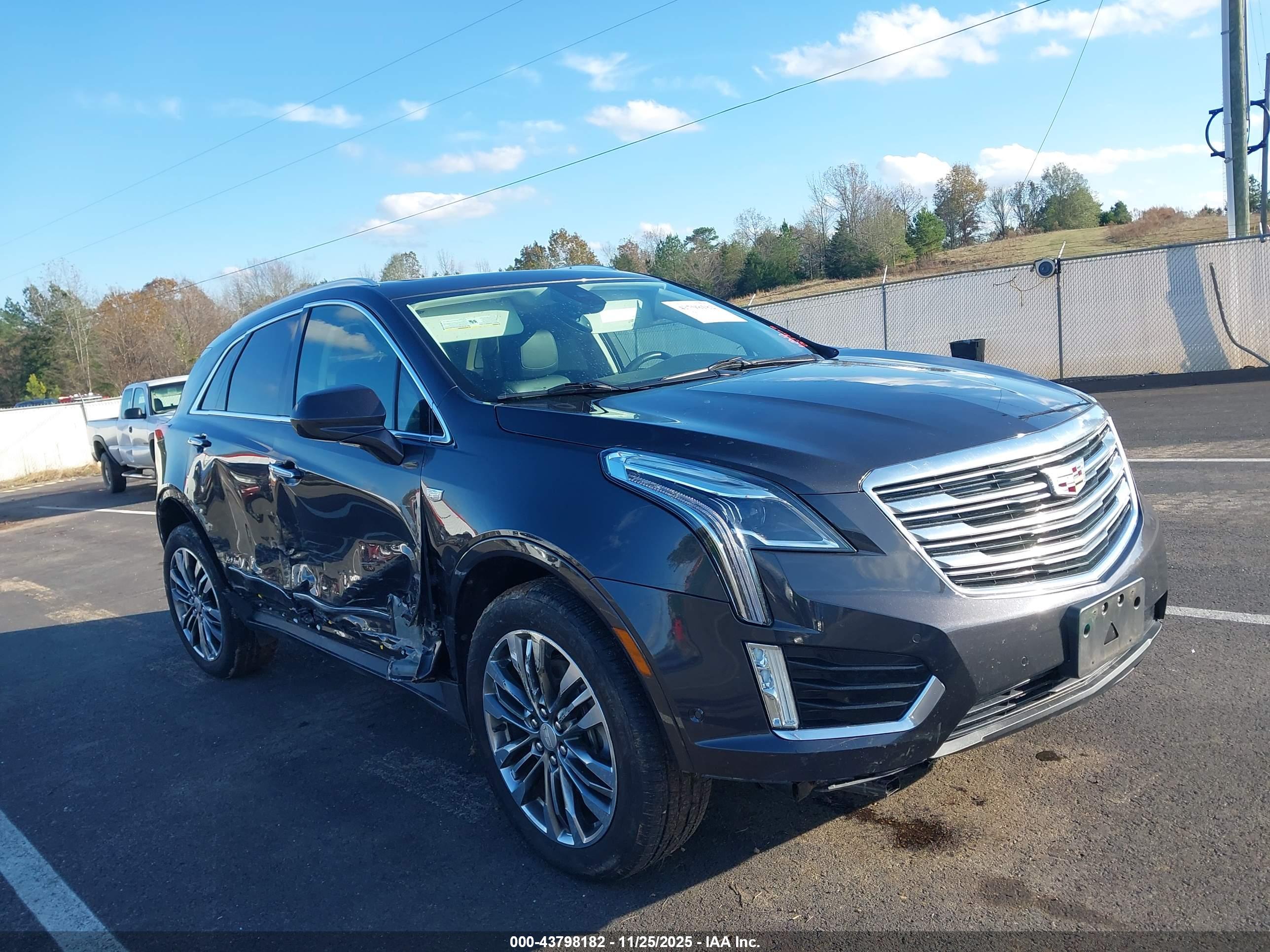 CADILLAC XT5 image 6