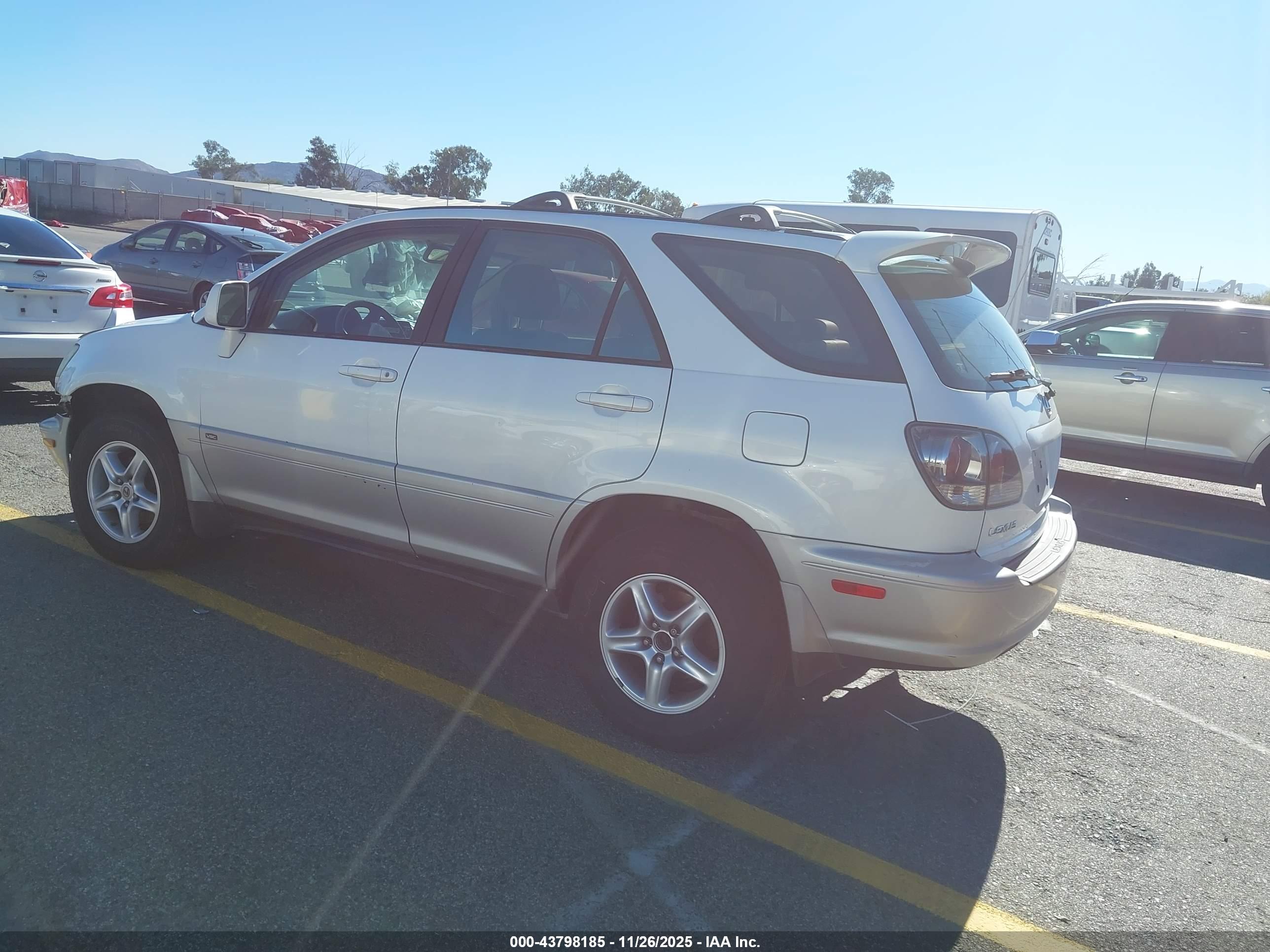 LEXUS RX image 3