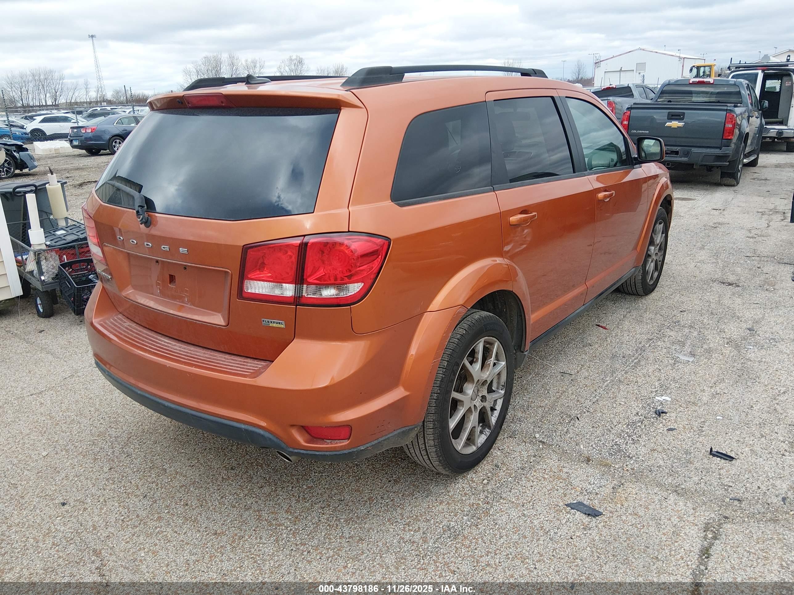 DODGE JOURNEY image 4