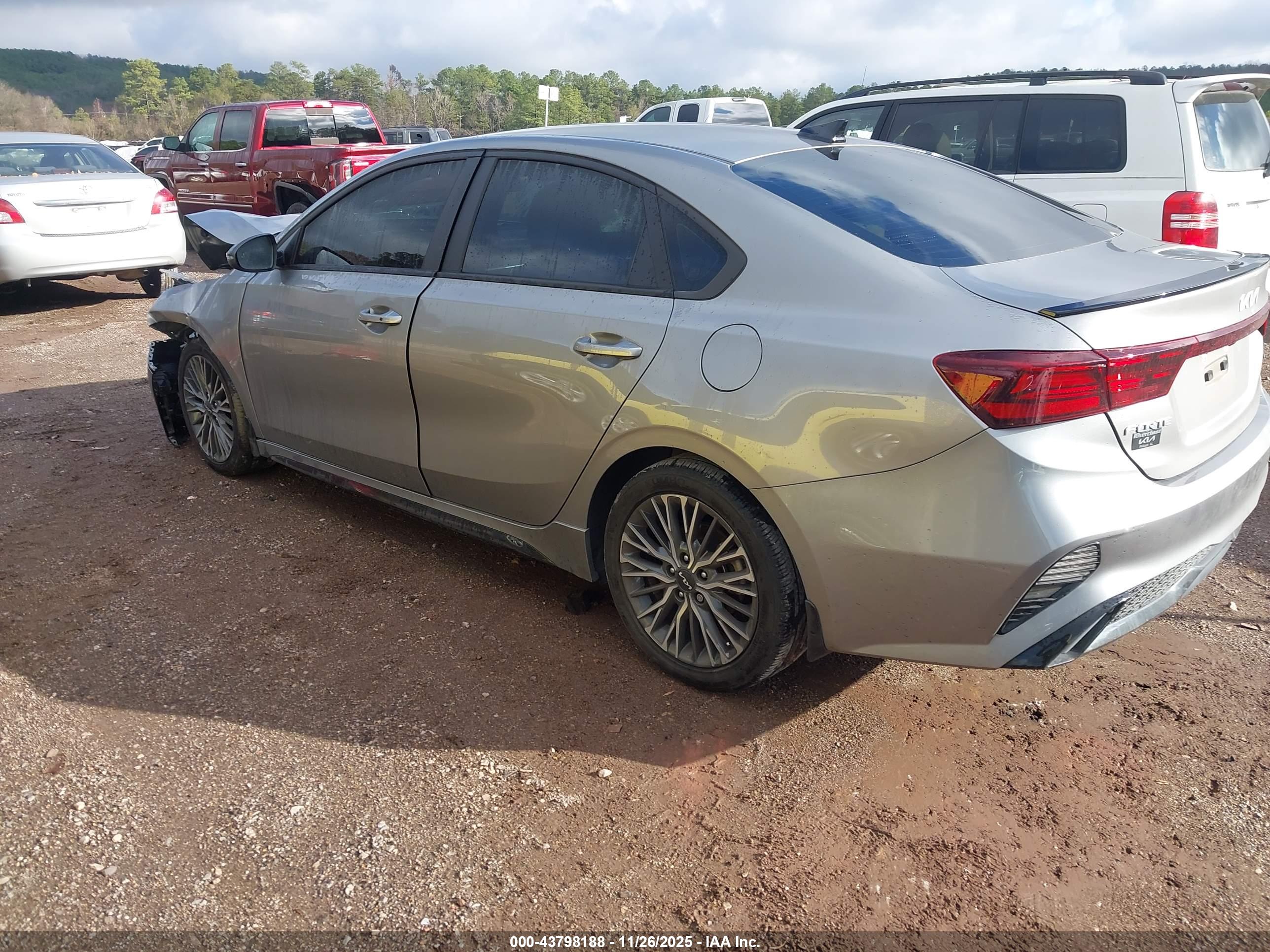 KIA FORTE image 3