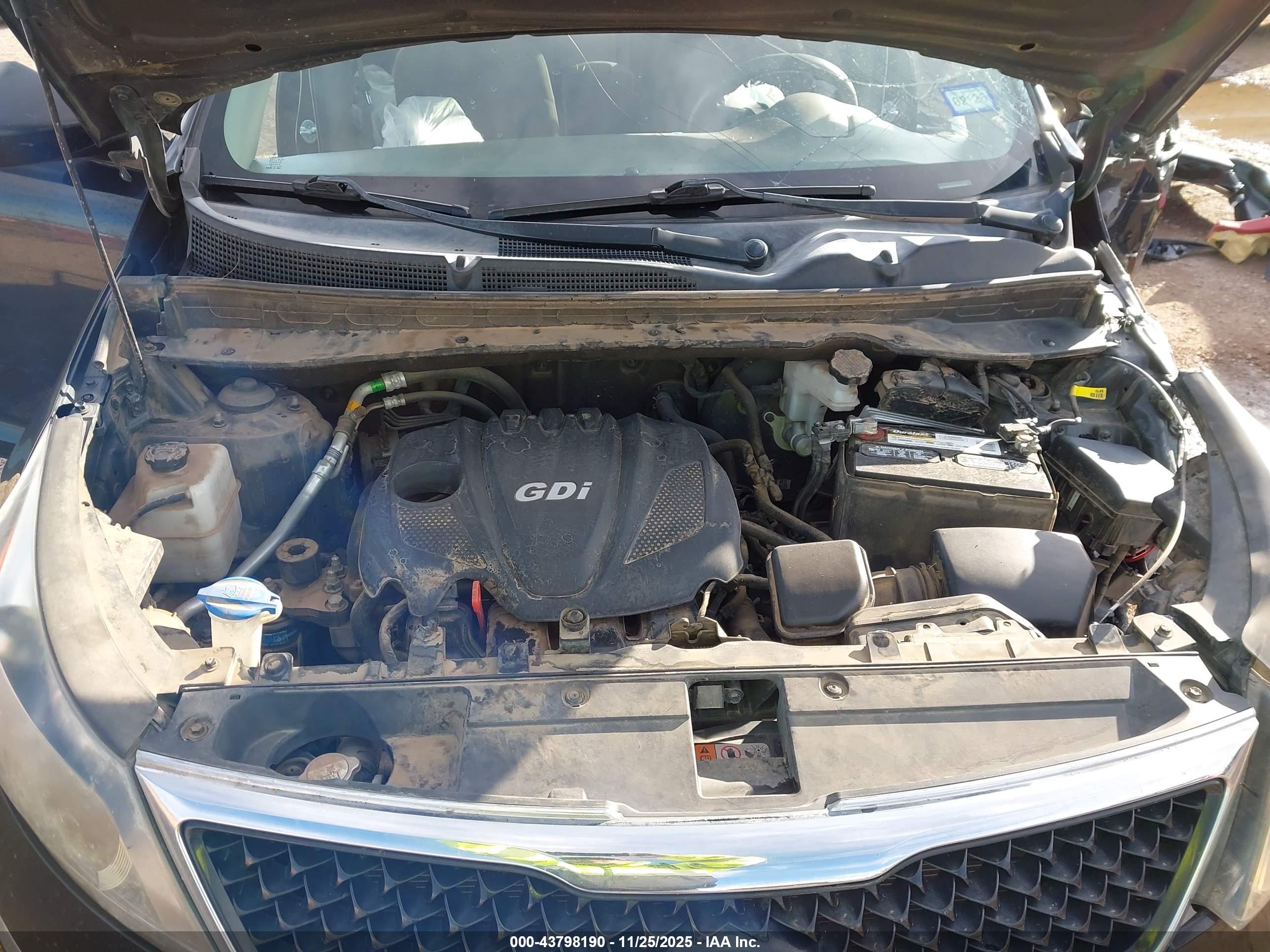 KIA SPORTAGE image 10