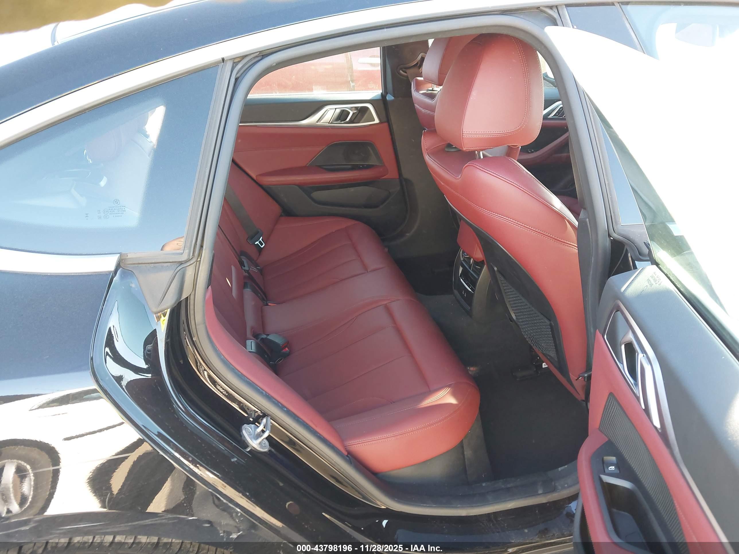 BMW I4 image 8