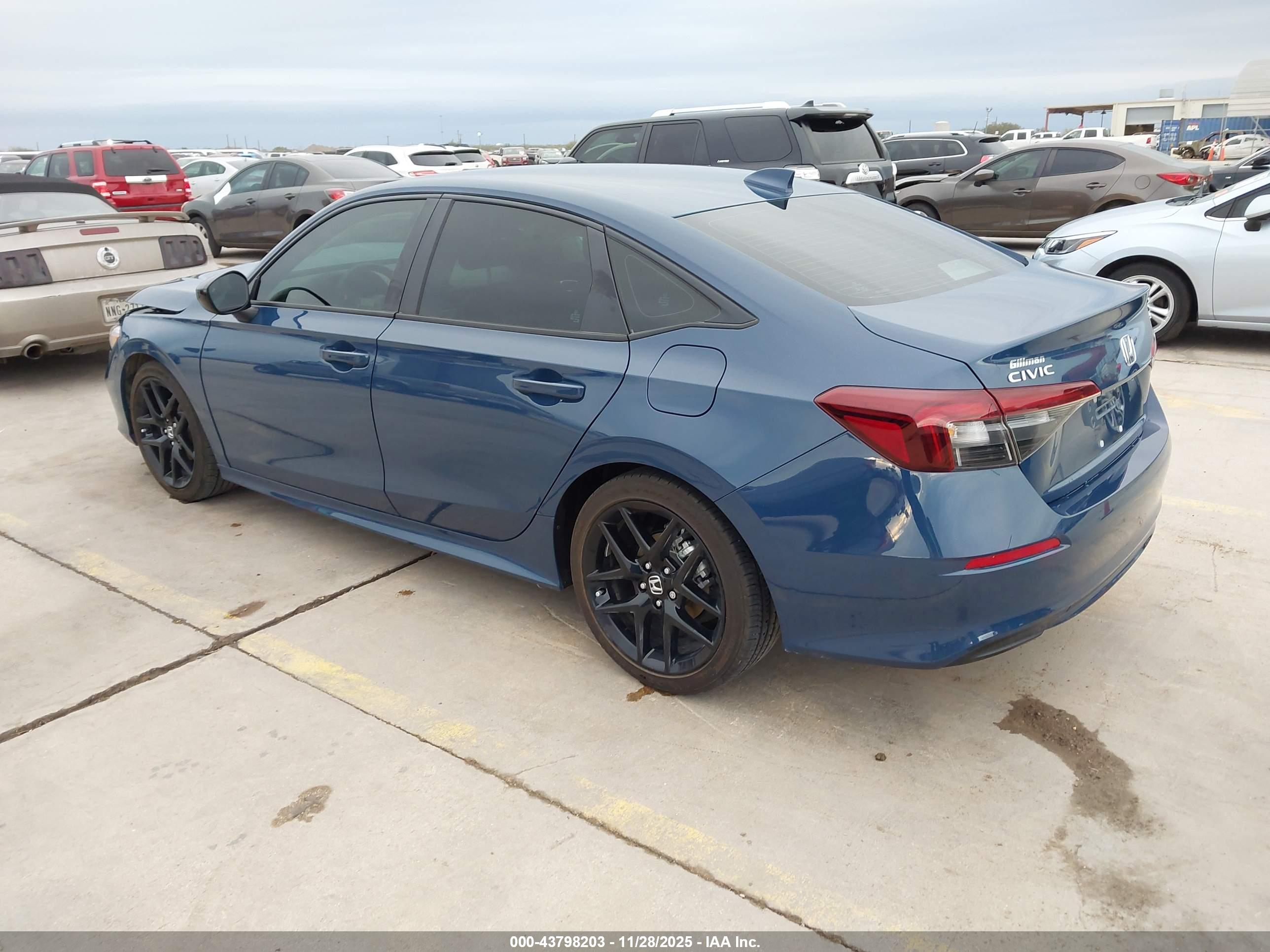 HONDA CIVIC image 3