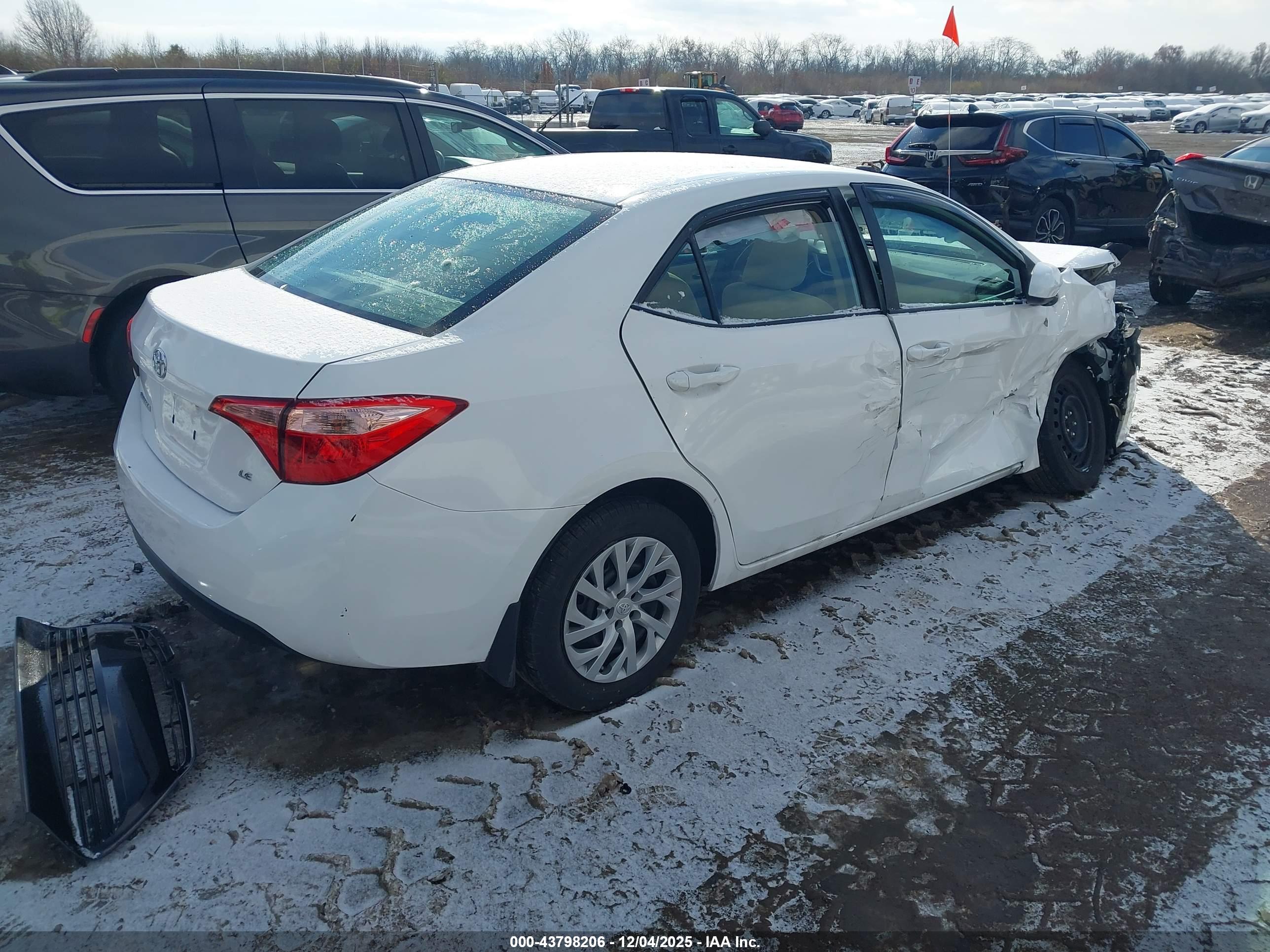TOYOTA COROLLA image 4