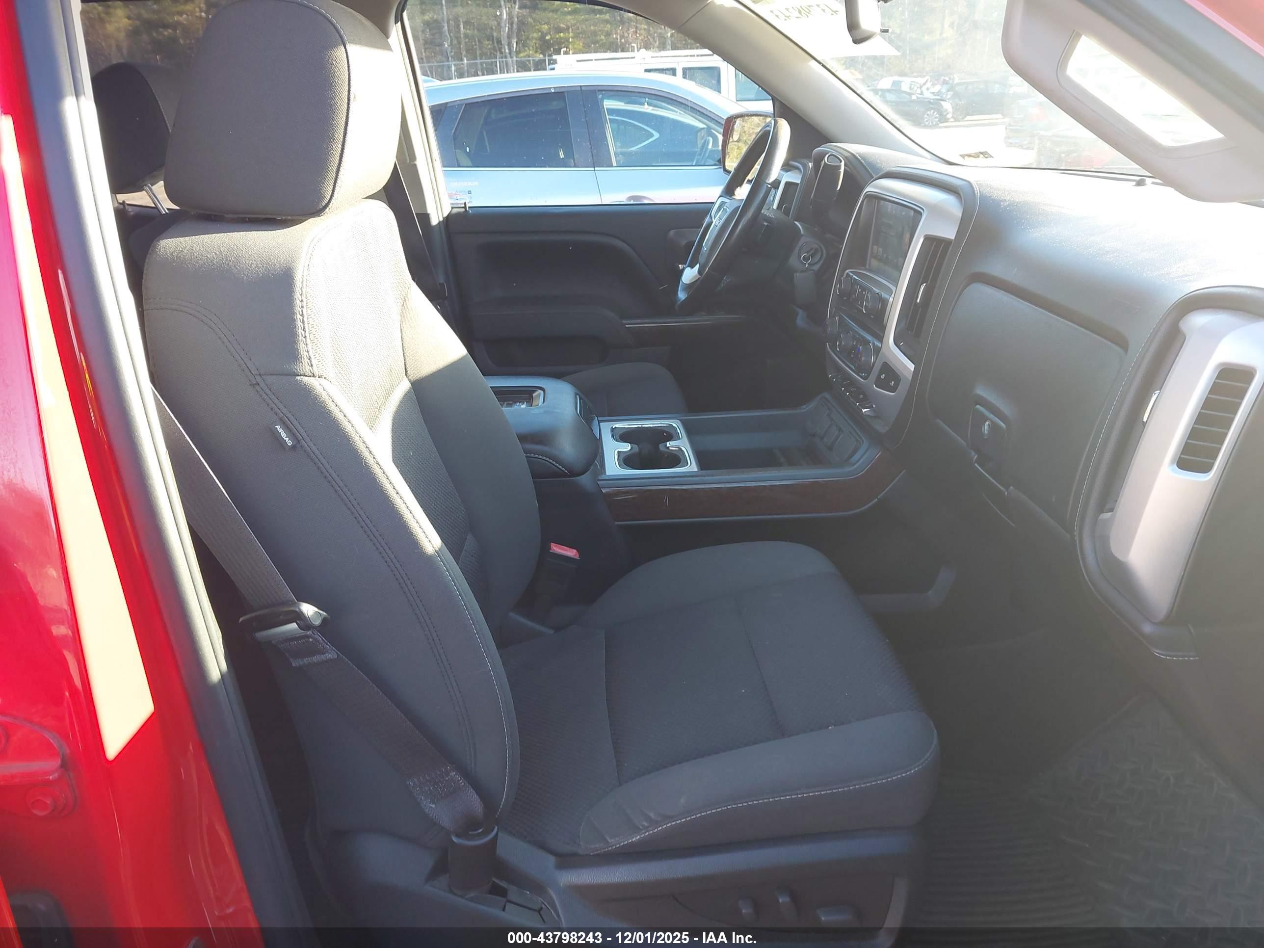 GMC SIERRA image 5