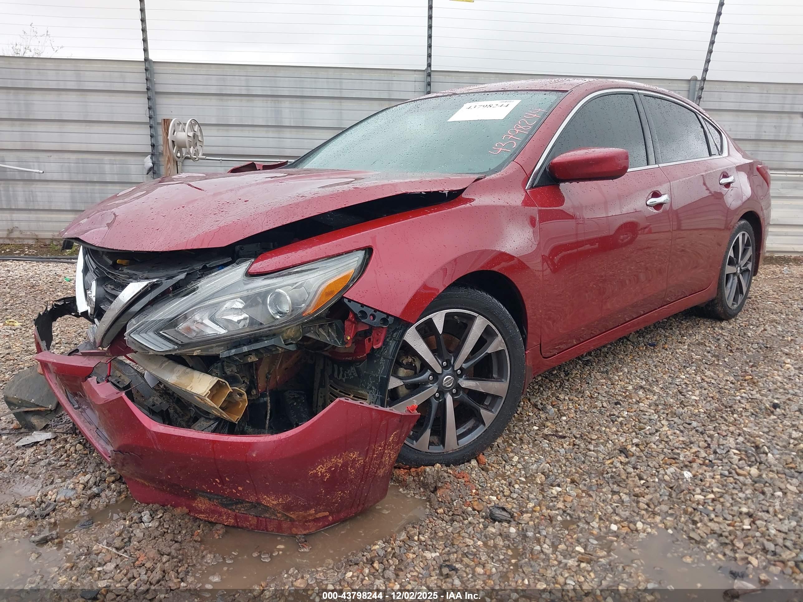 NISSAN ALTIMA image 2
