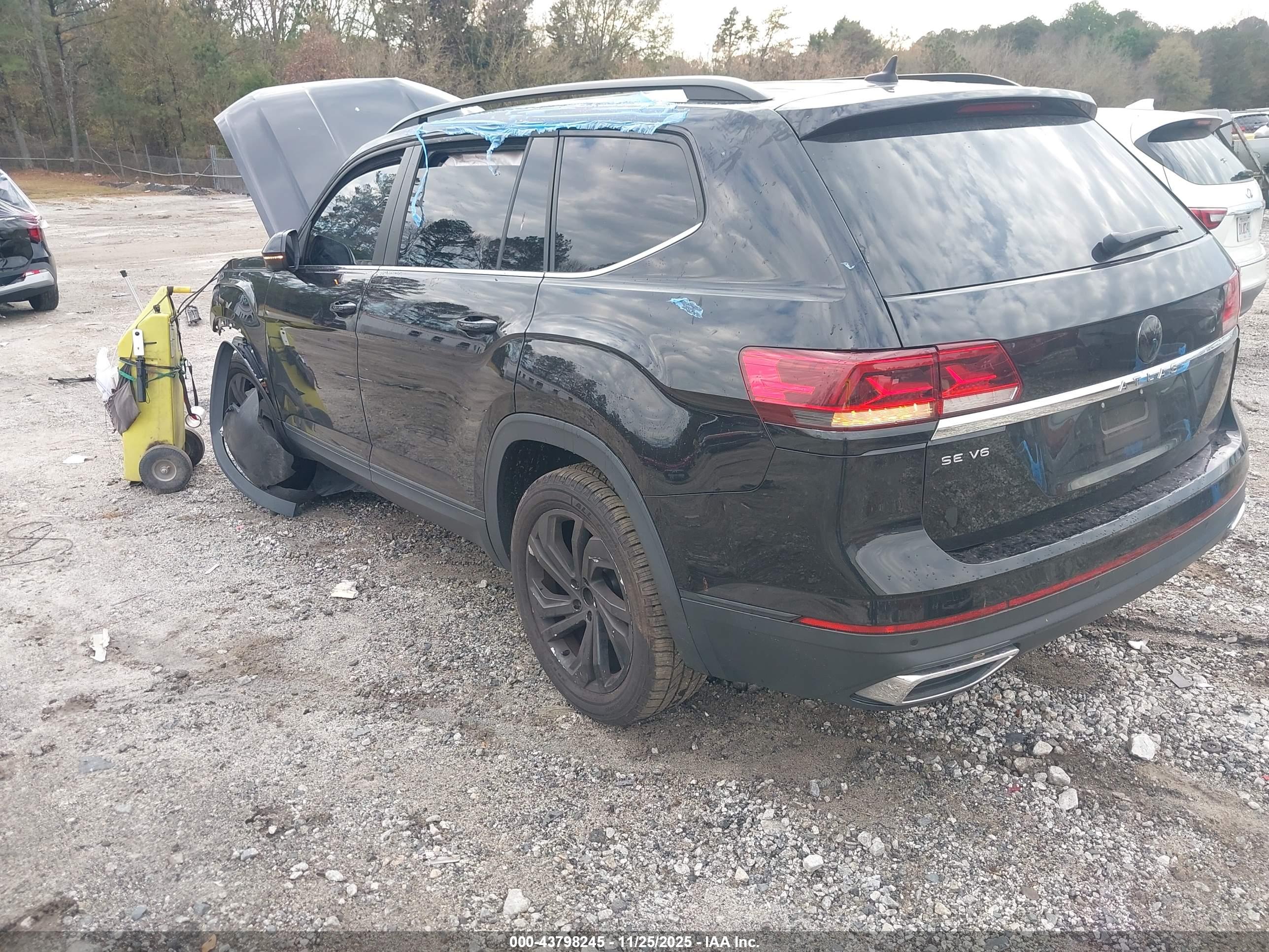 VOLKSWAGEN ATLAS image 3