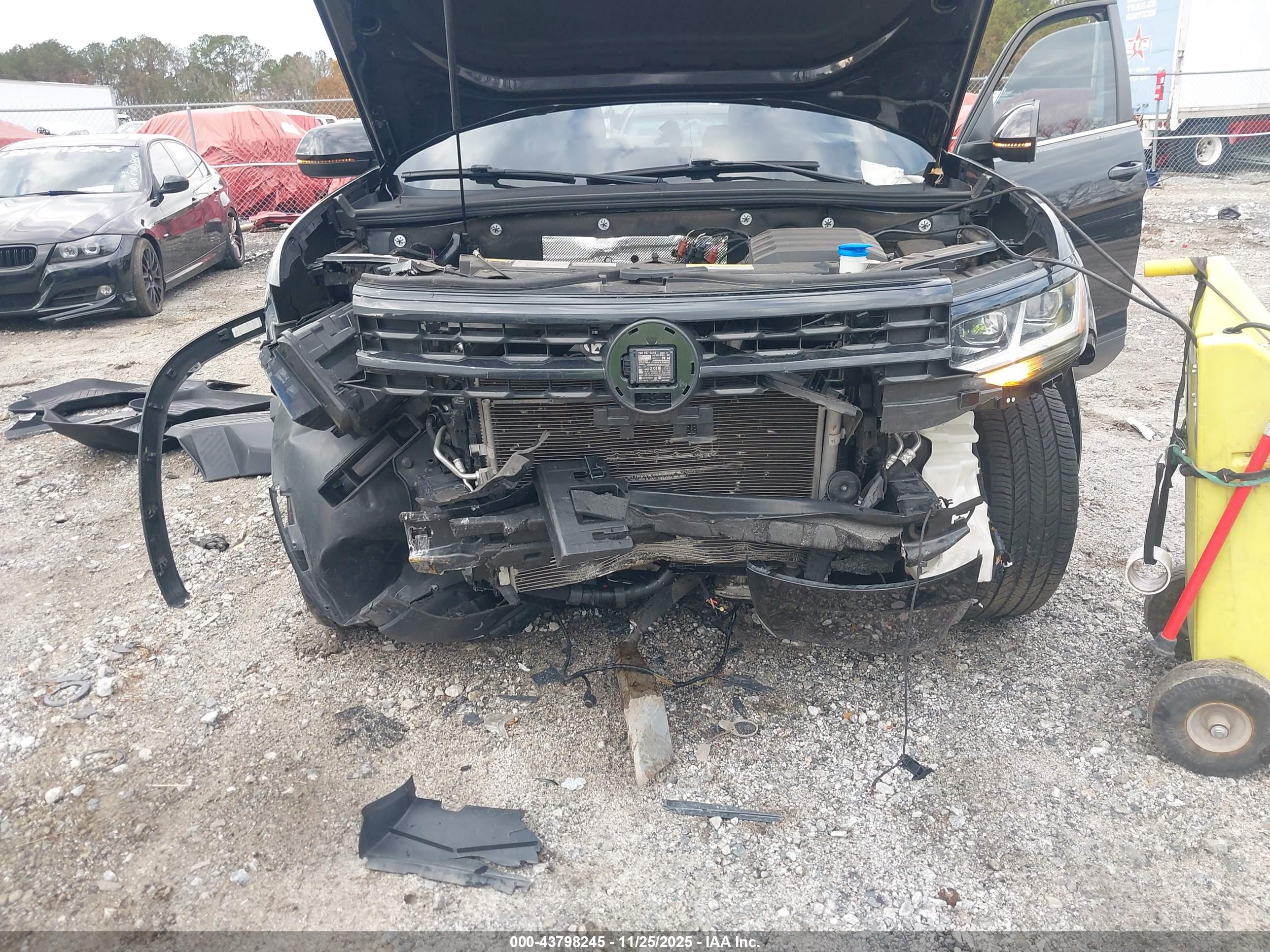 VOLKSWAGEN ATLAS image 6