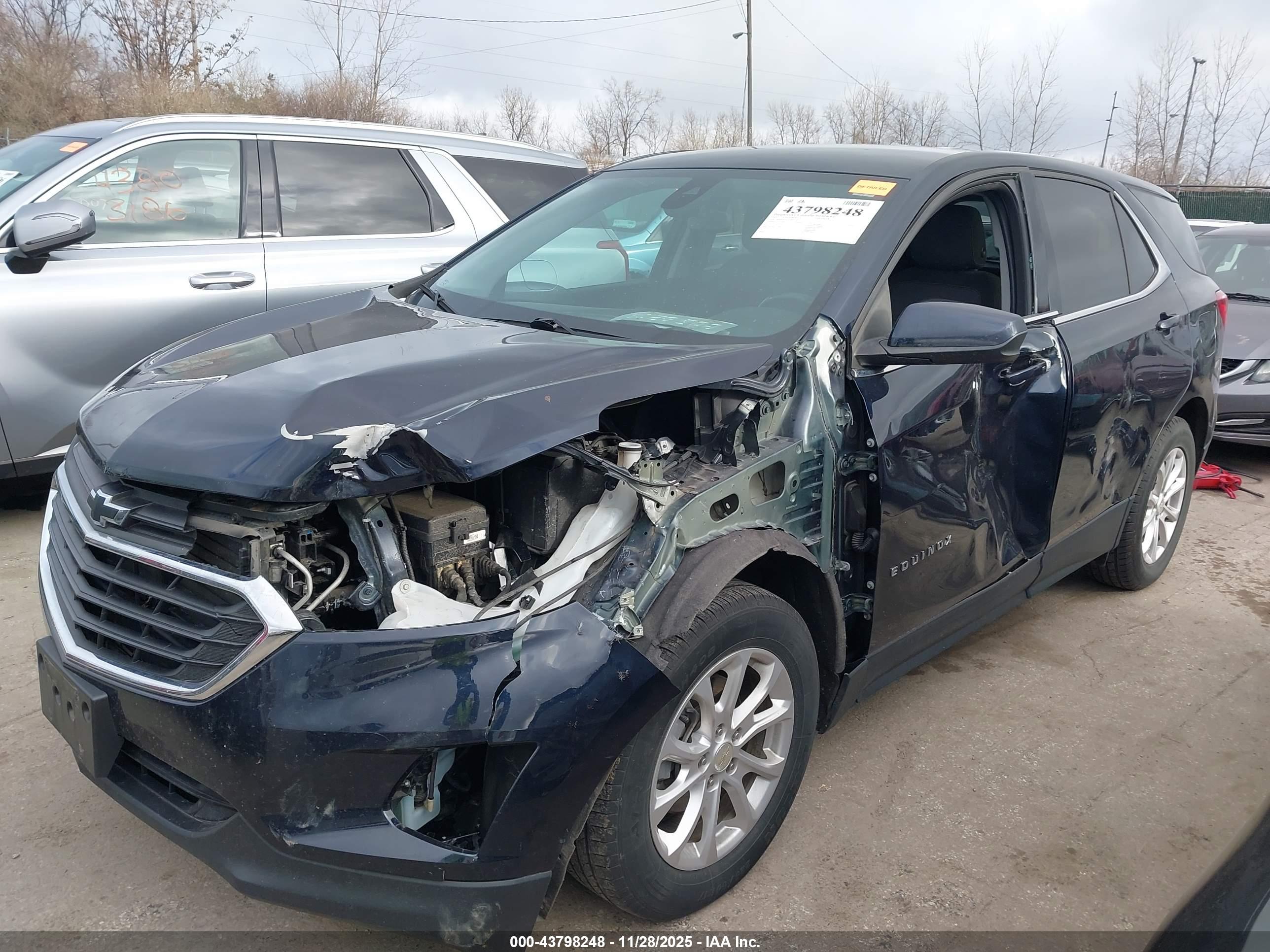 CHEVROLET EQUINOX image 6