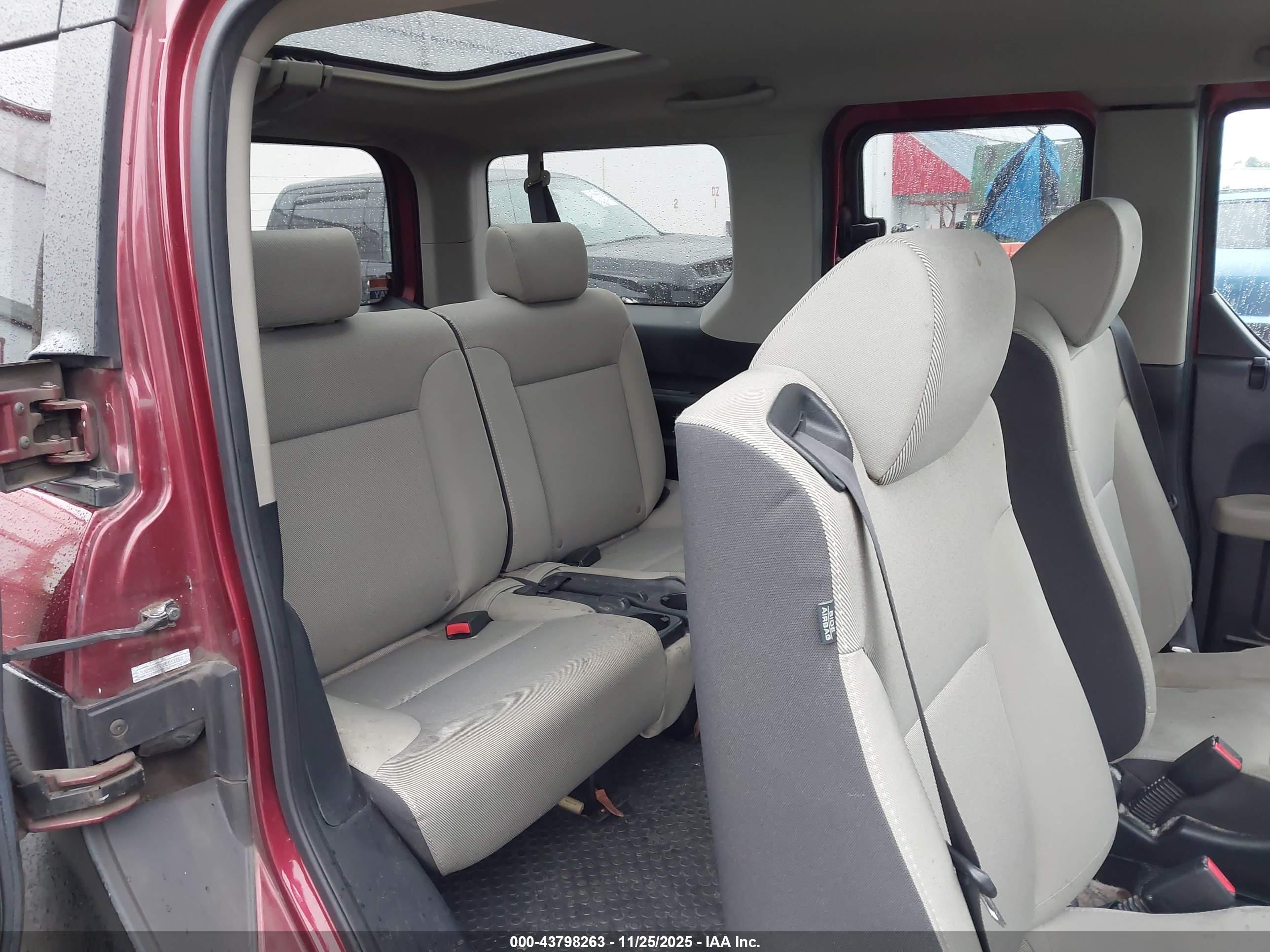 HONDA ELEMENT image 8