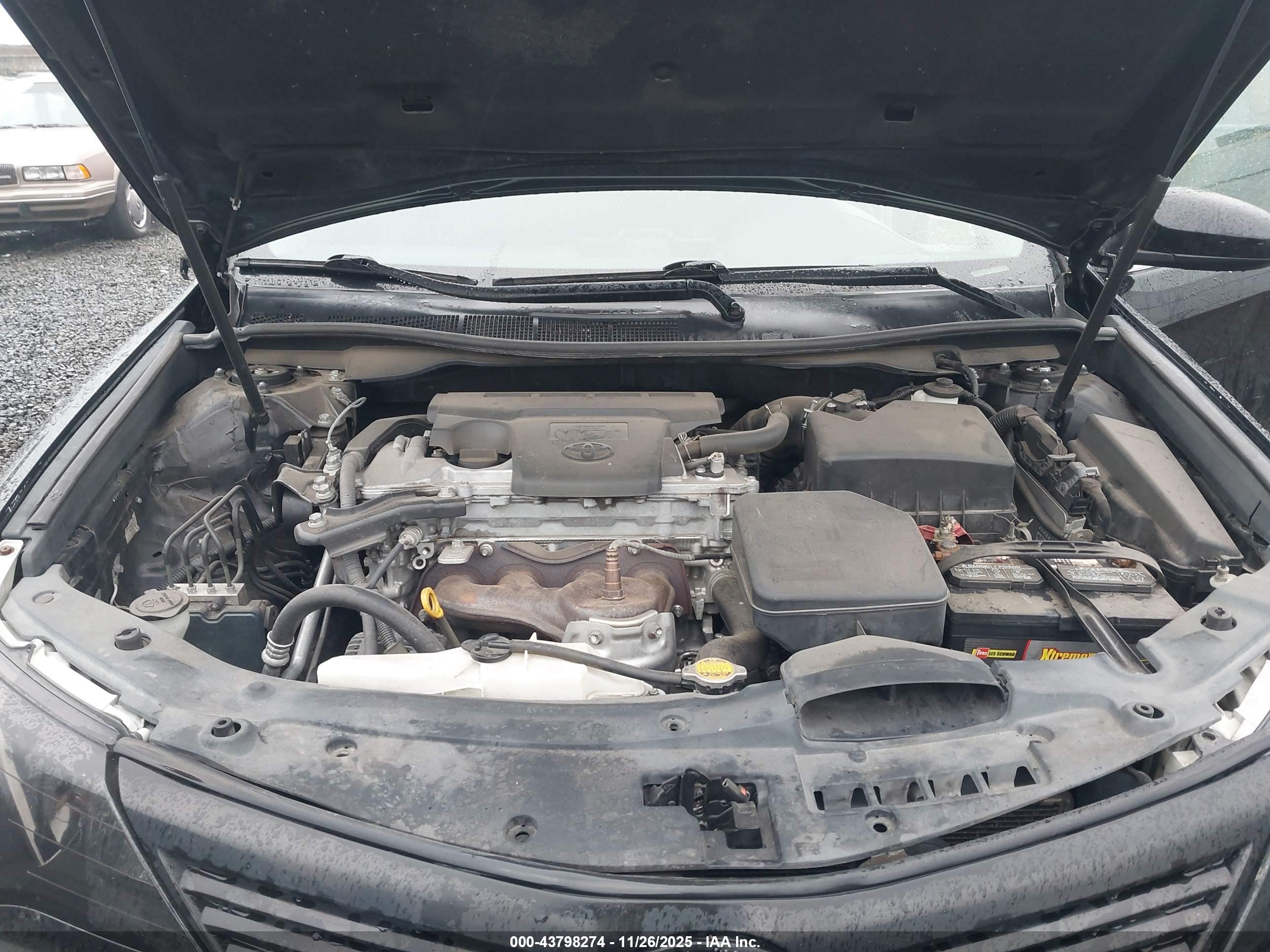 TOYOTA CAMRY image 10