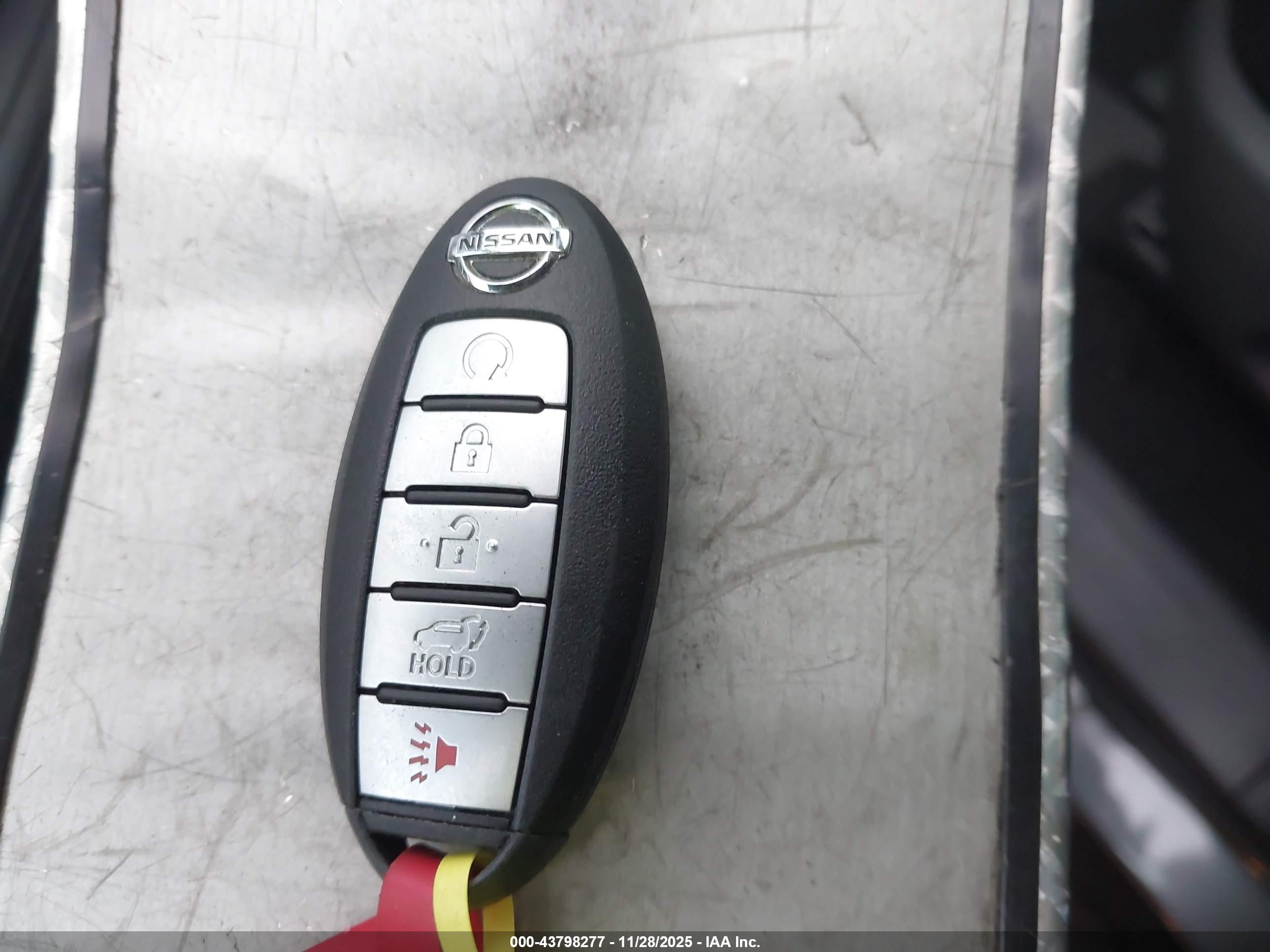NISSAN PATHFINDER image 11