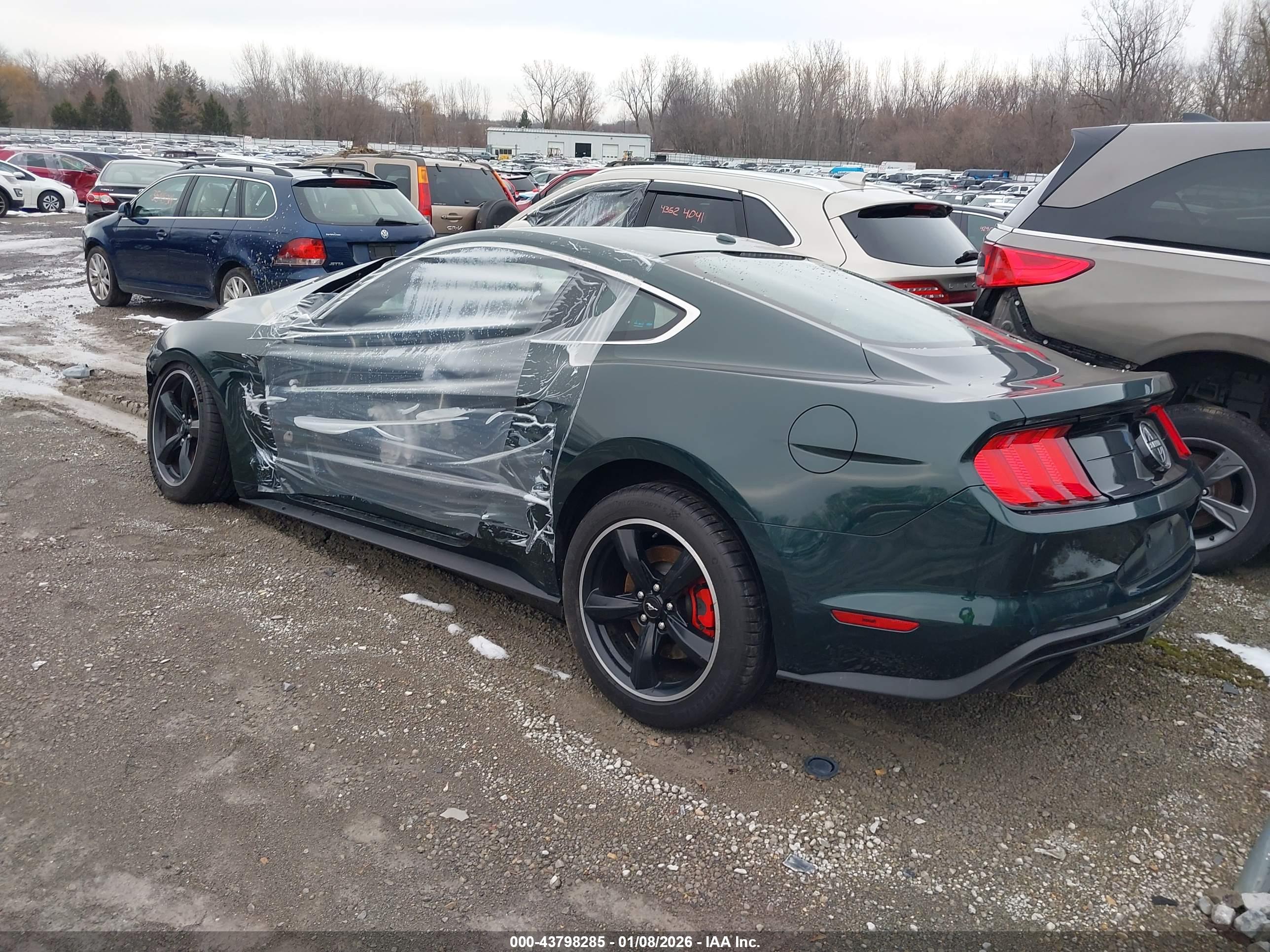 FORD MUSTANG image 3