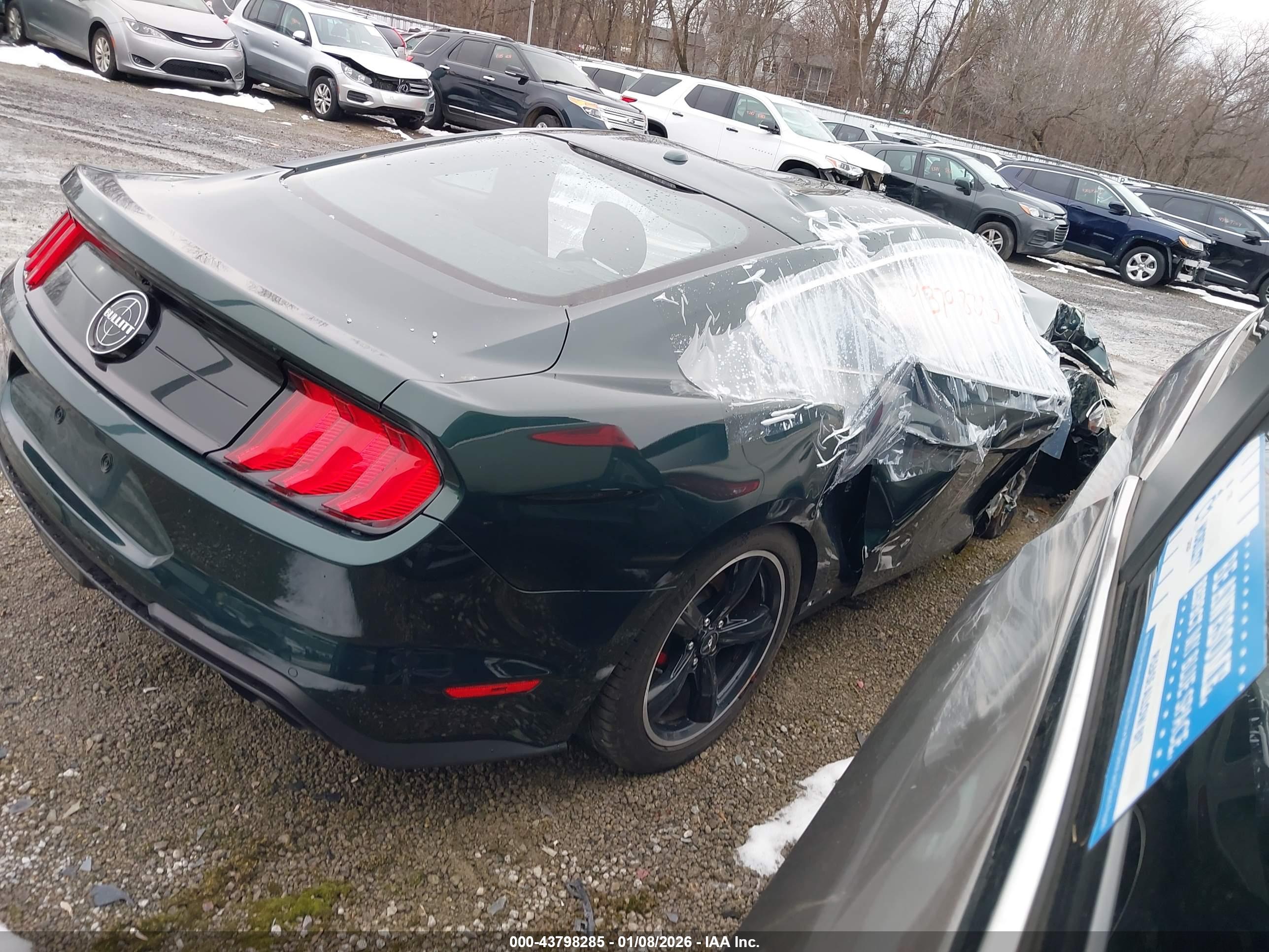 FORD MUSTANG image 4