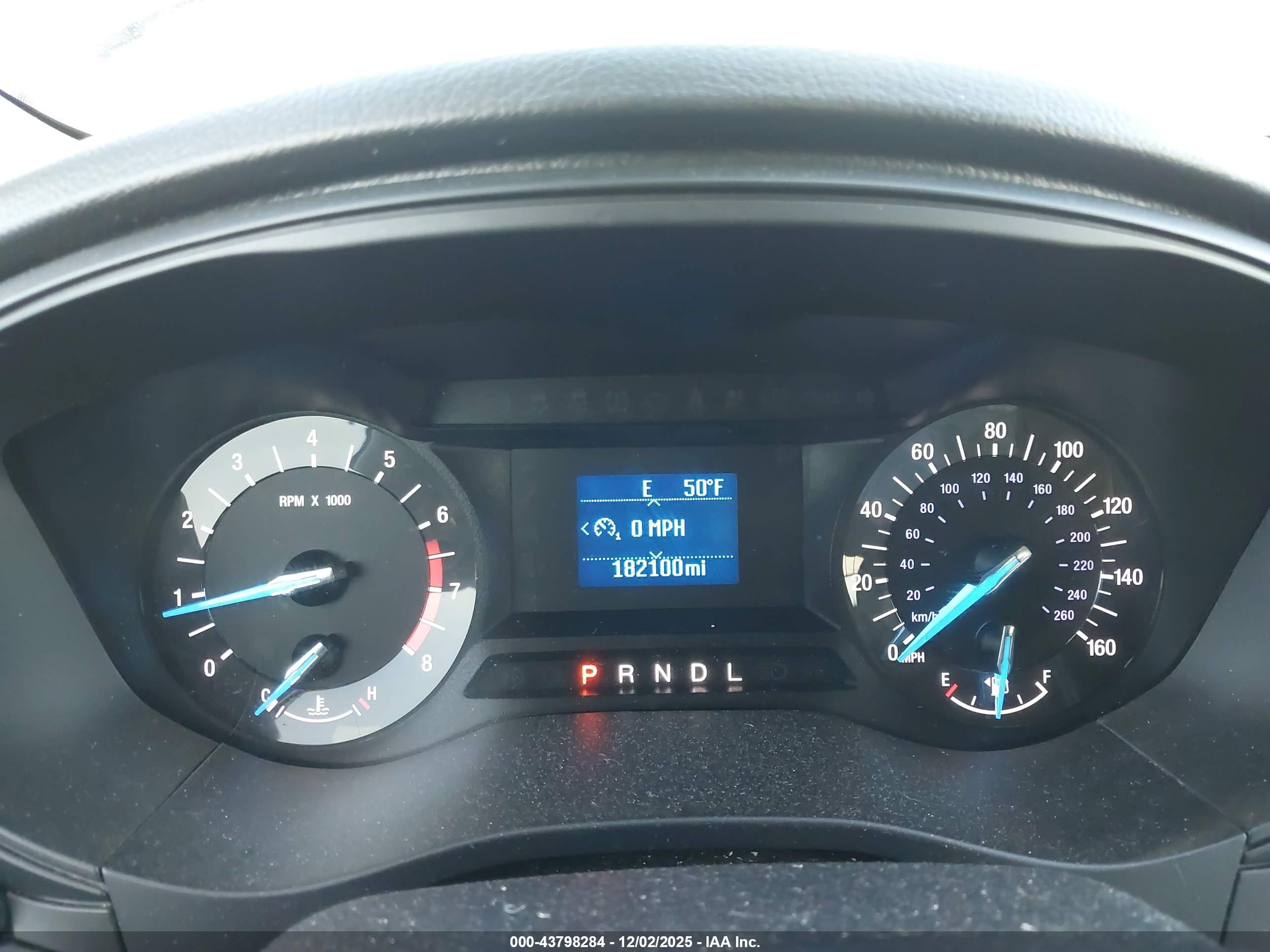 FORD FUSION image 7