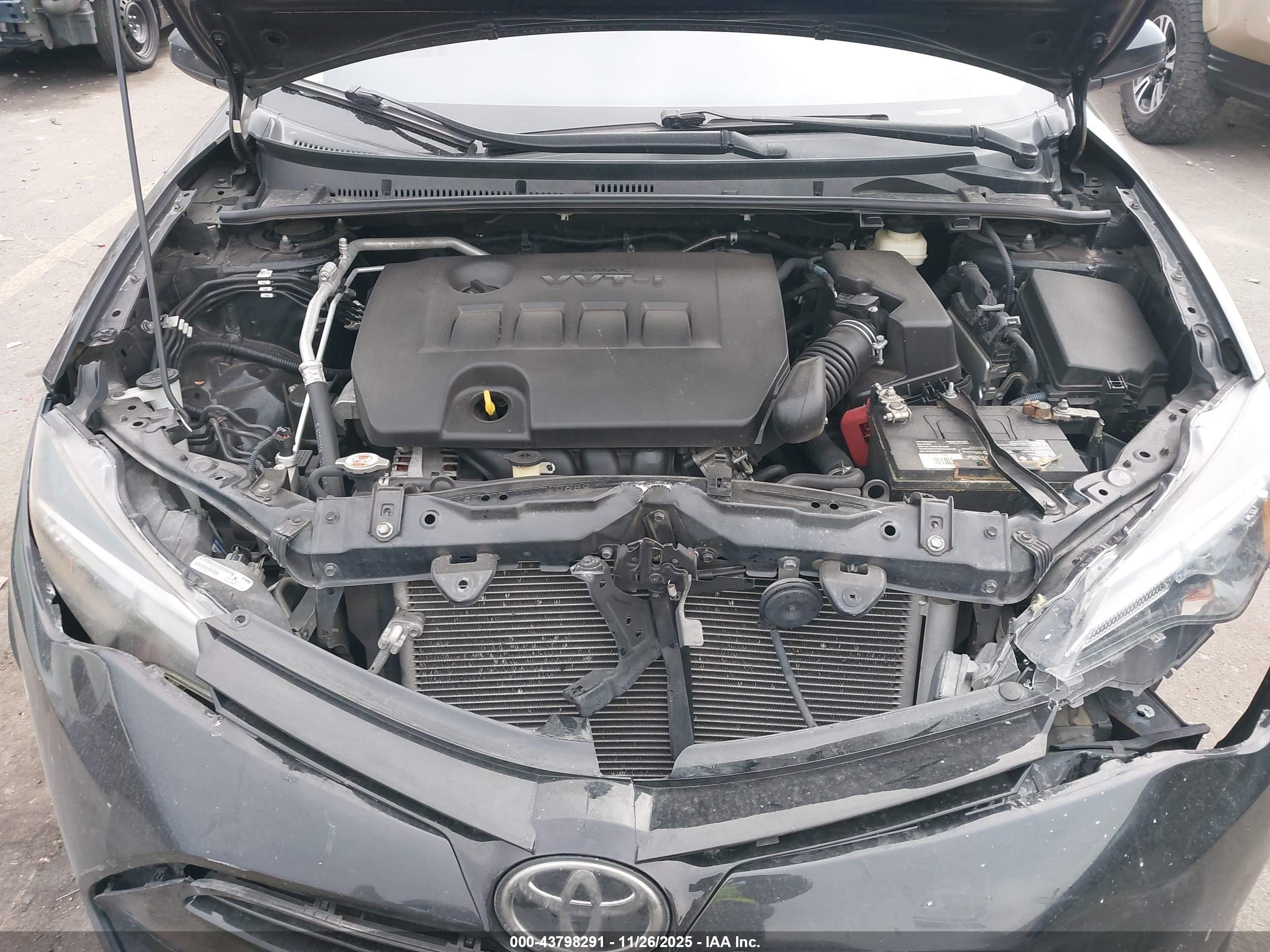 TOYOTA COROLLA image 10