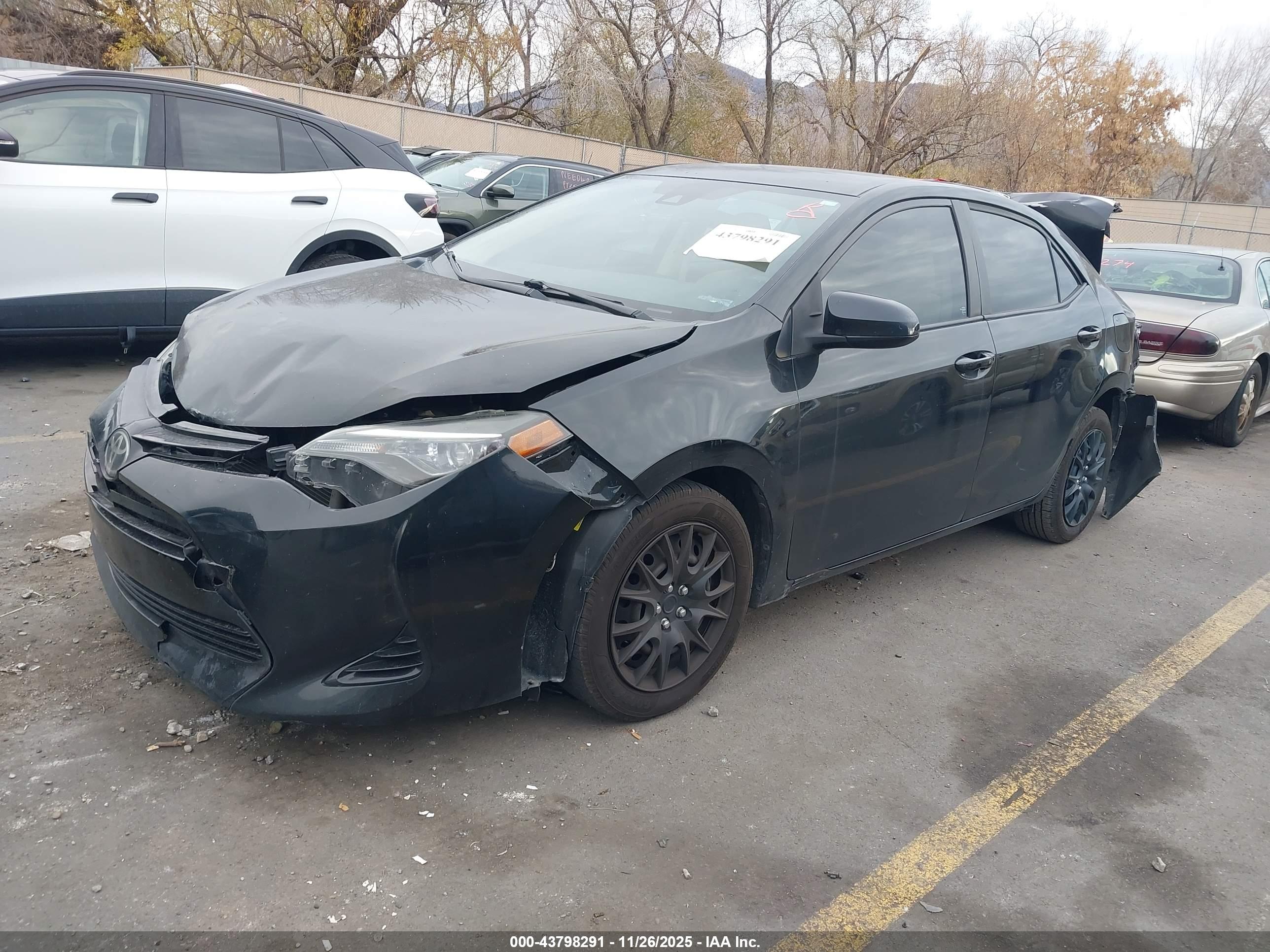 TOYOTA COROLLA image 2