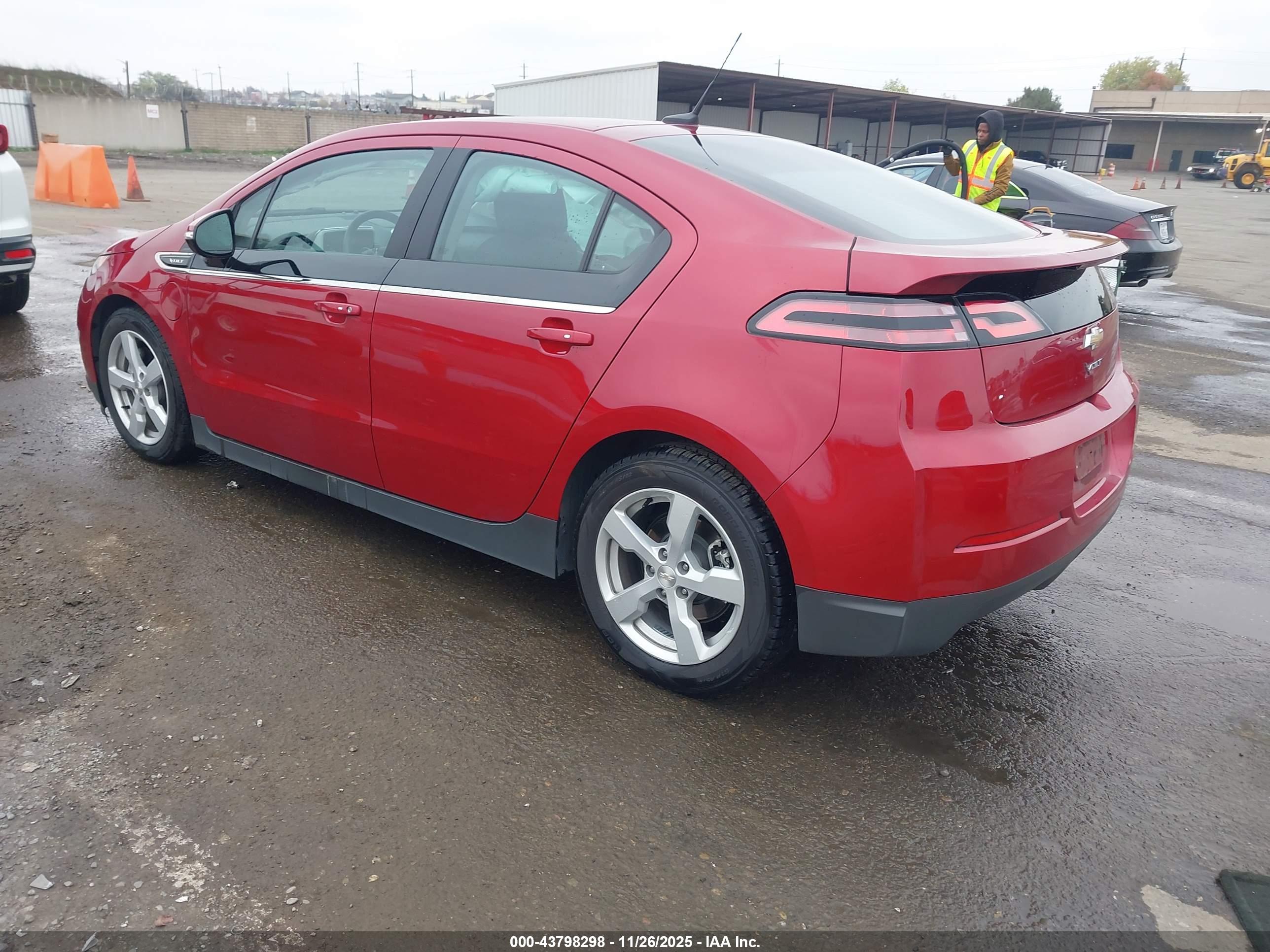 CHEVROLET VOLT image 3