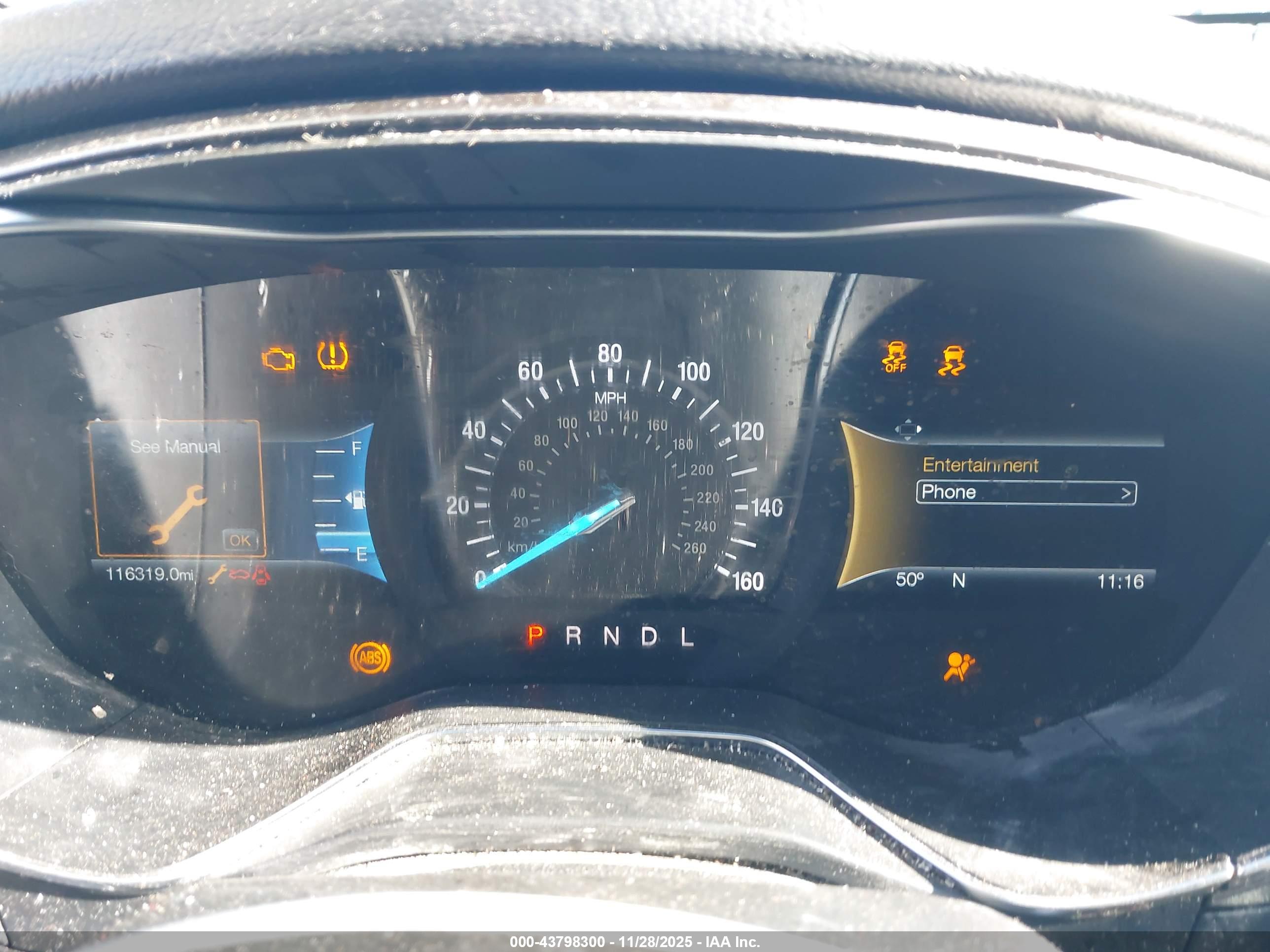 FORD FUSION image 7