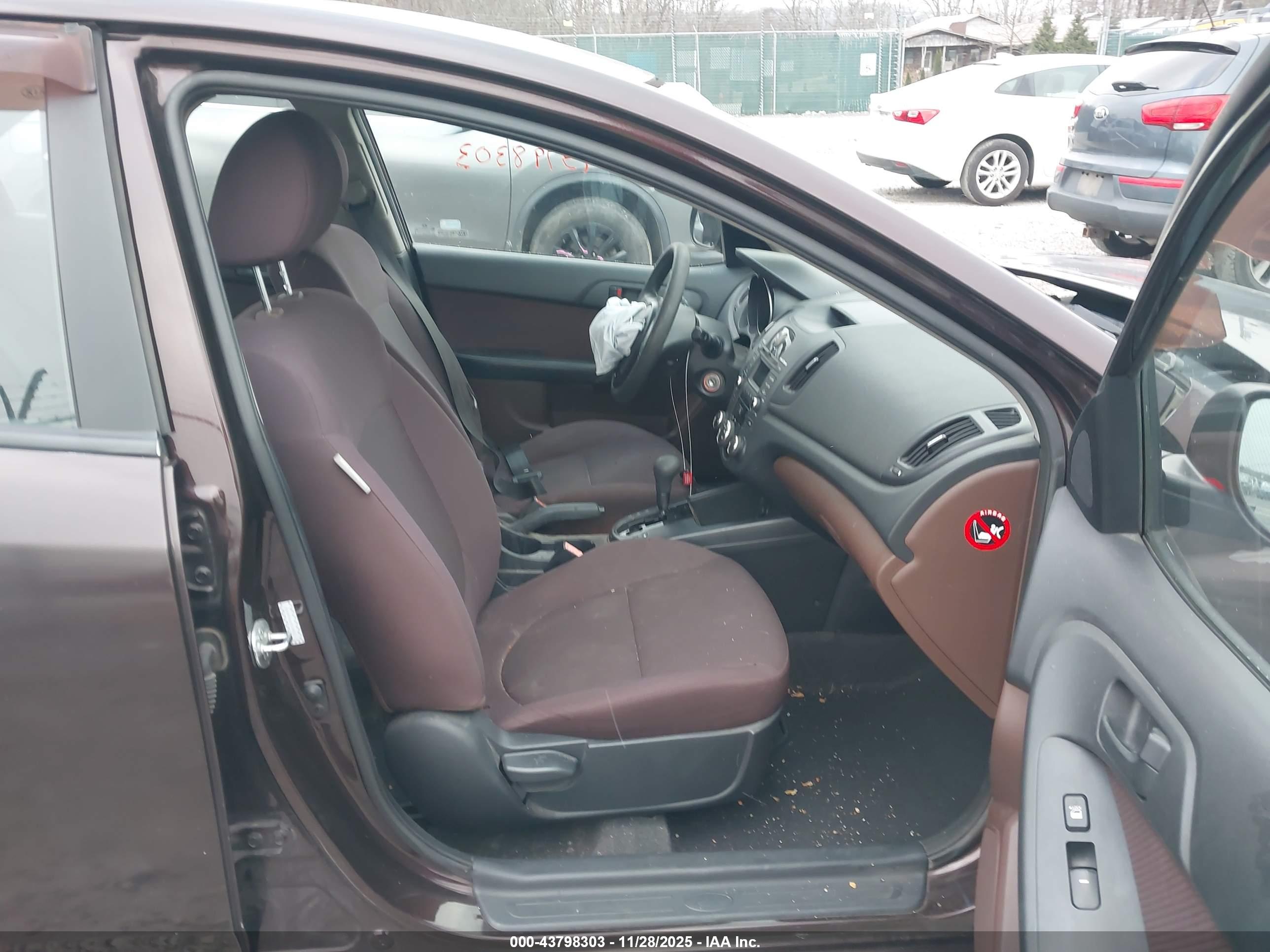 KIA FORTE image 5