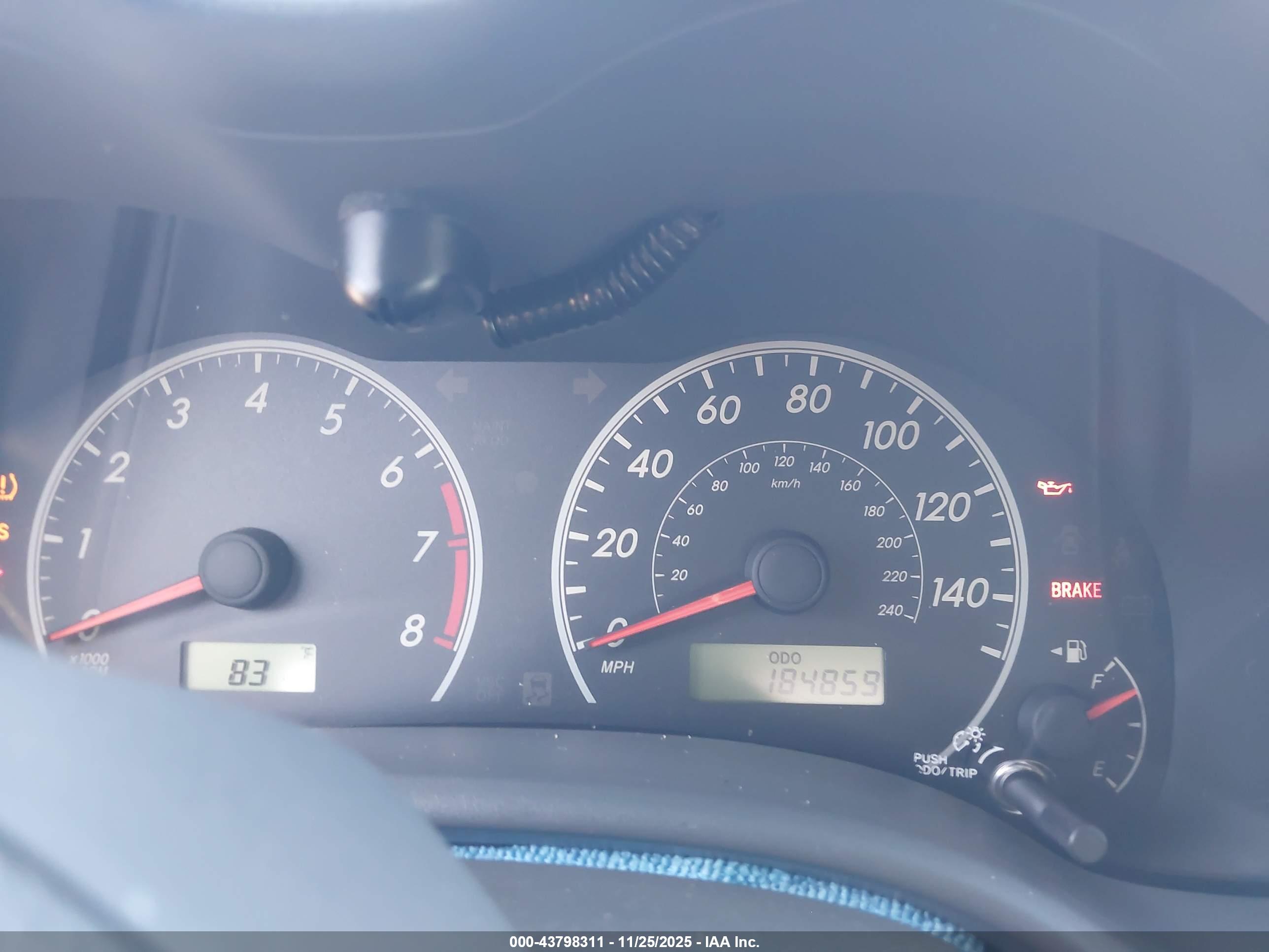TOYOTA COROLLA image 7