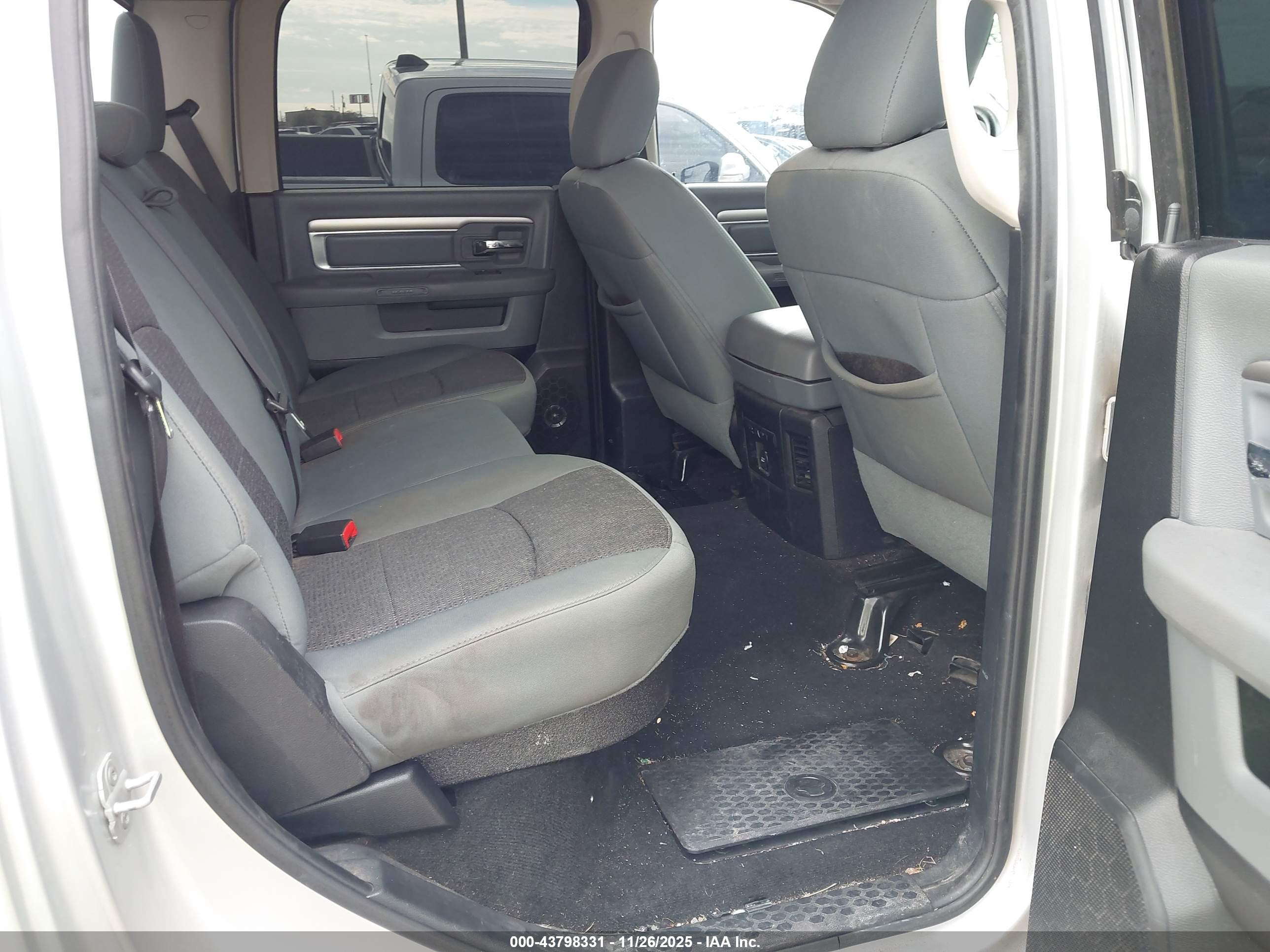 RAM 1500 image 8