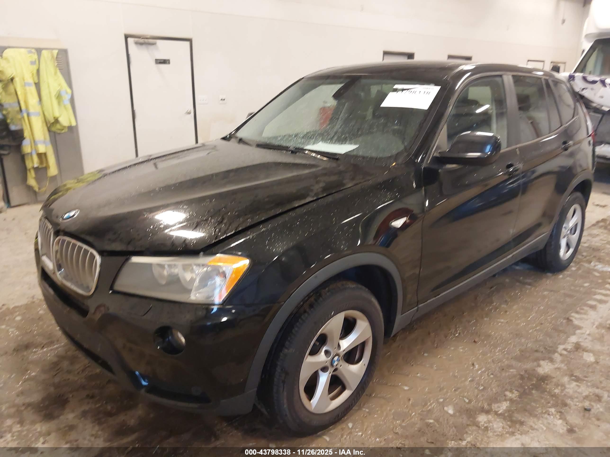 BMW X3 image 2