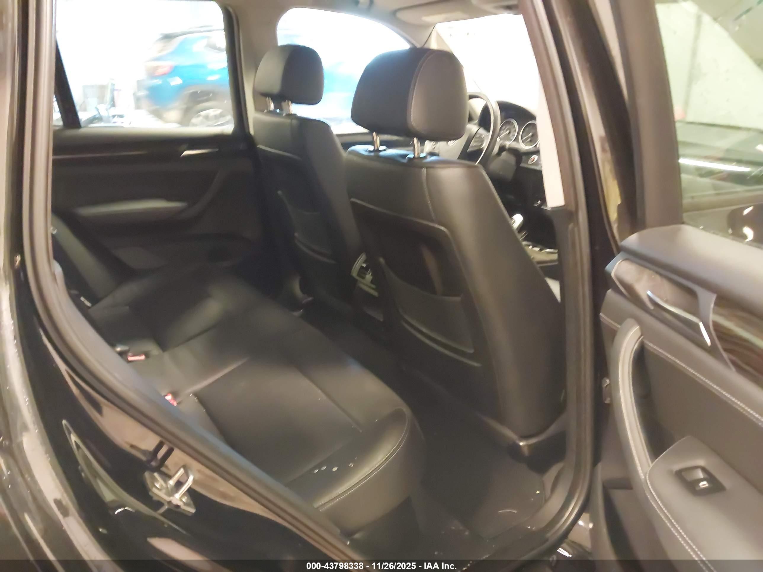 BMW X3 image 8