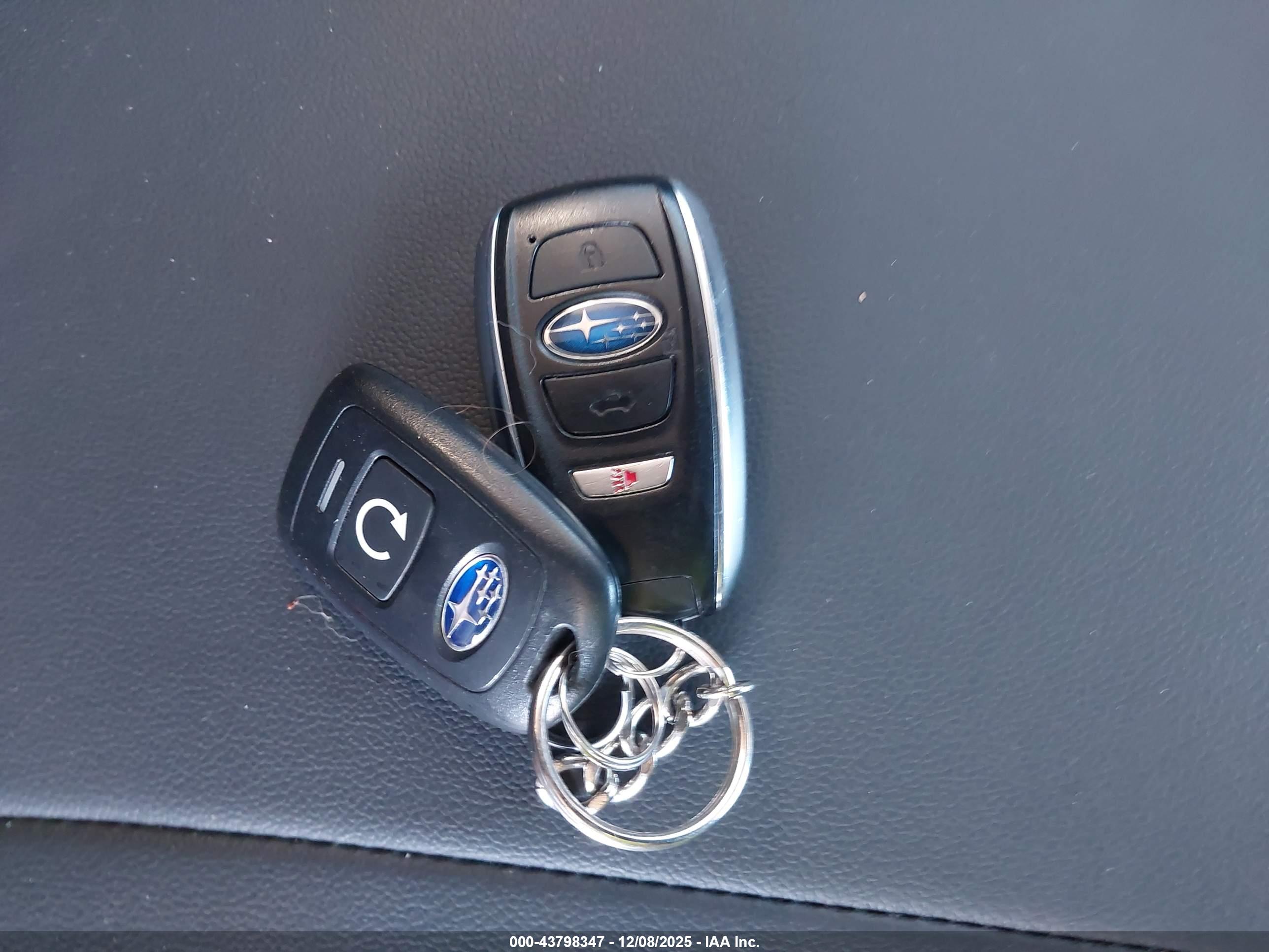 SUBARU FORESTER image 11