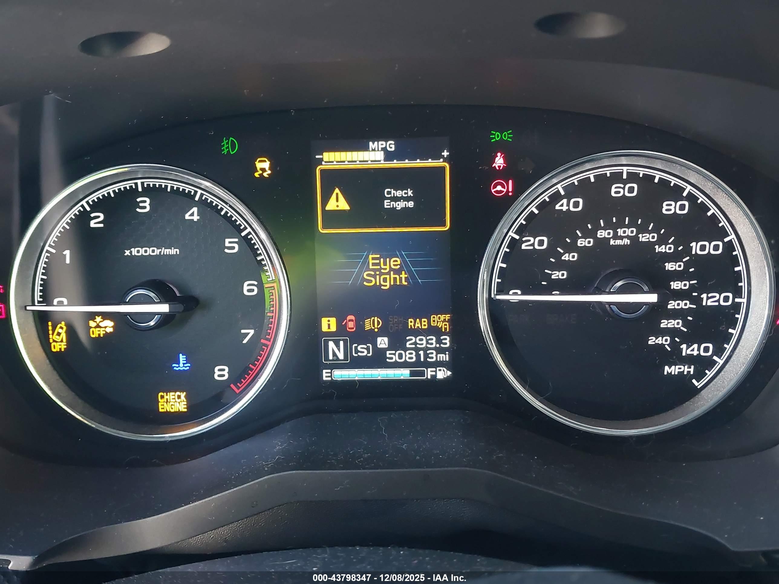 SUBARU FORESTER image 7