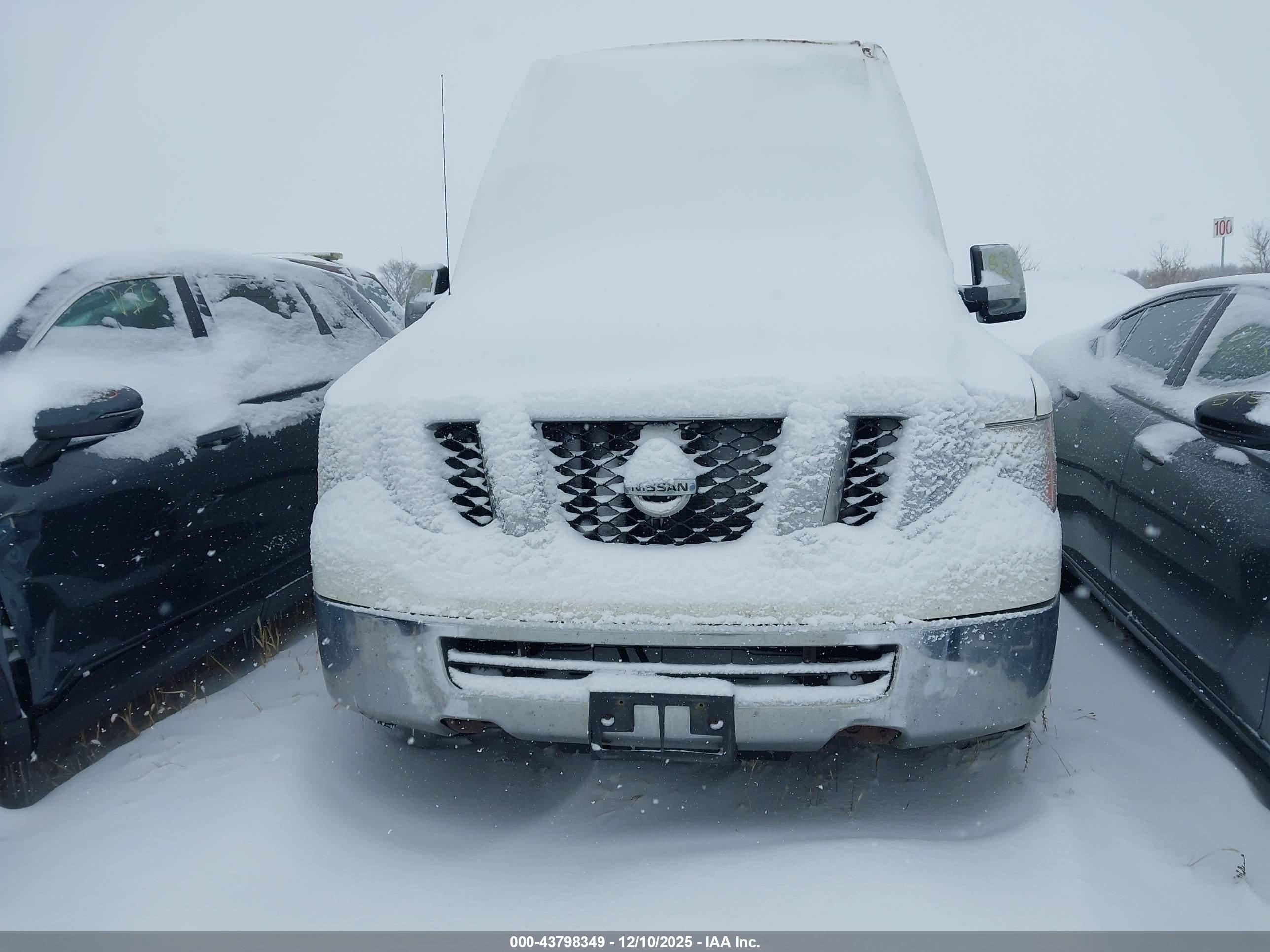 NISSAN NV image 6