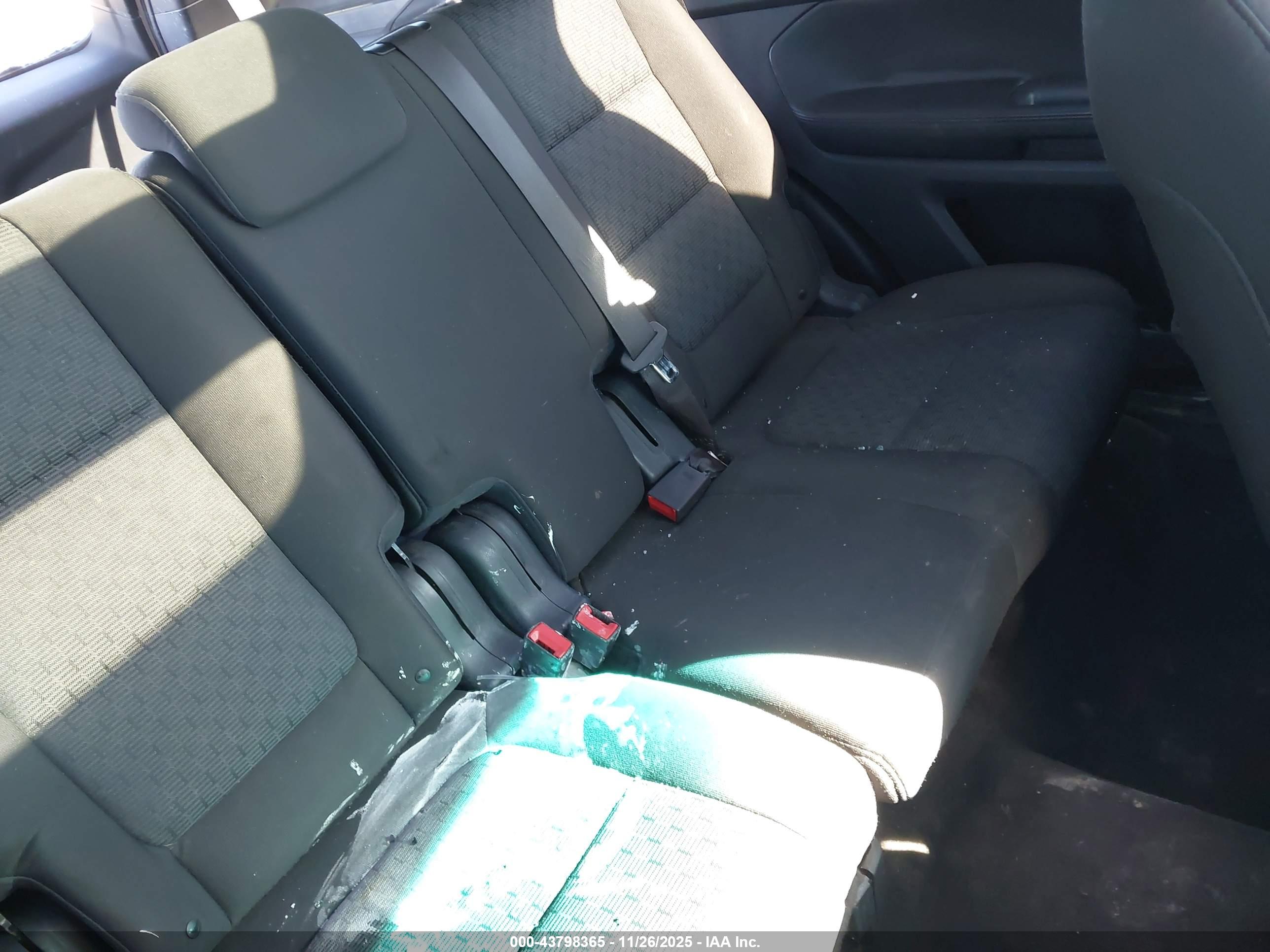 FORD EXPLORER image 8