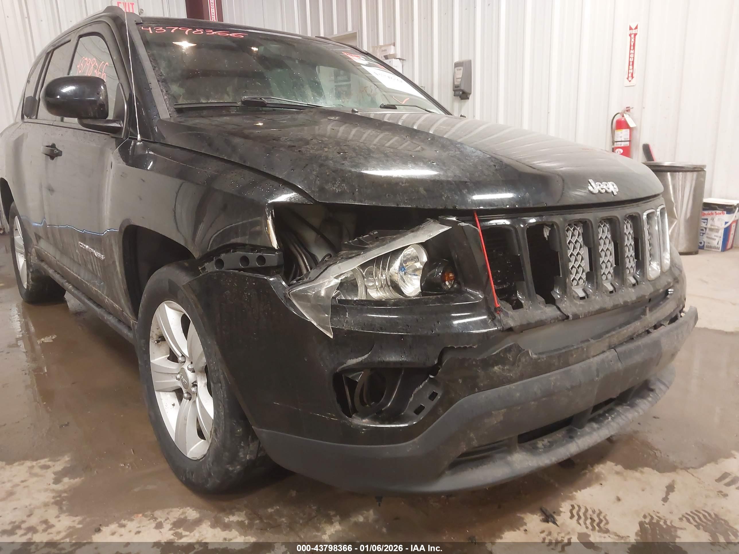 JEEP COMPASS image 6