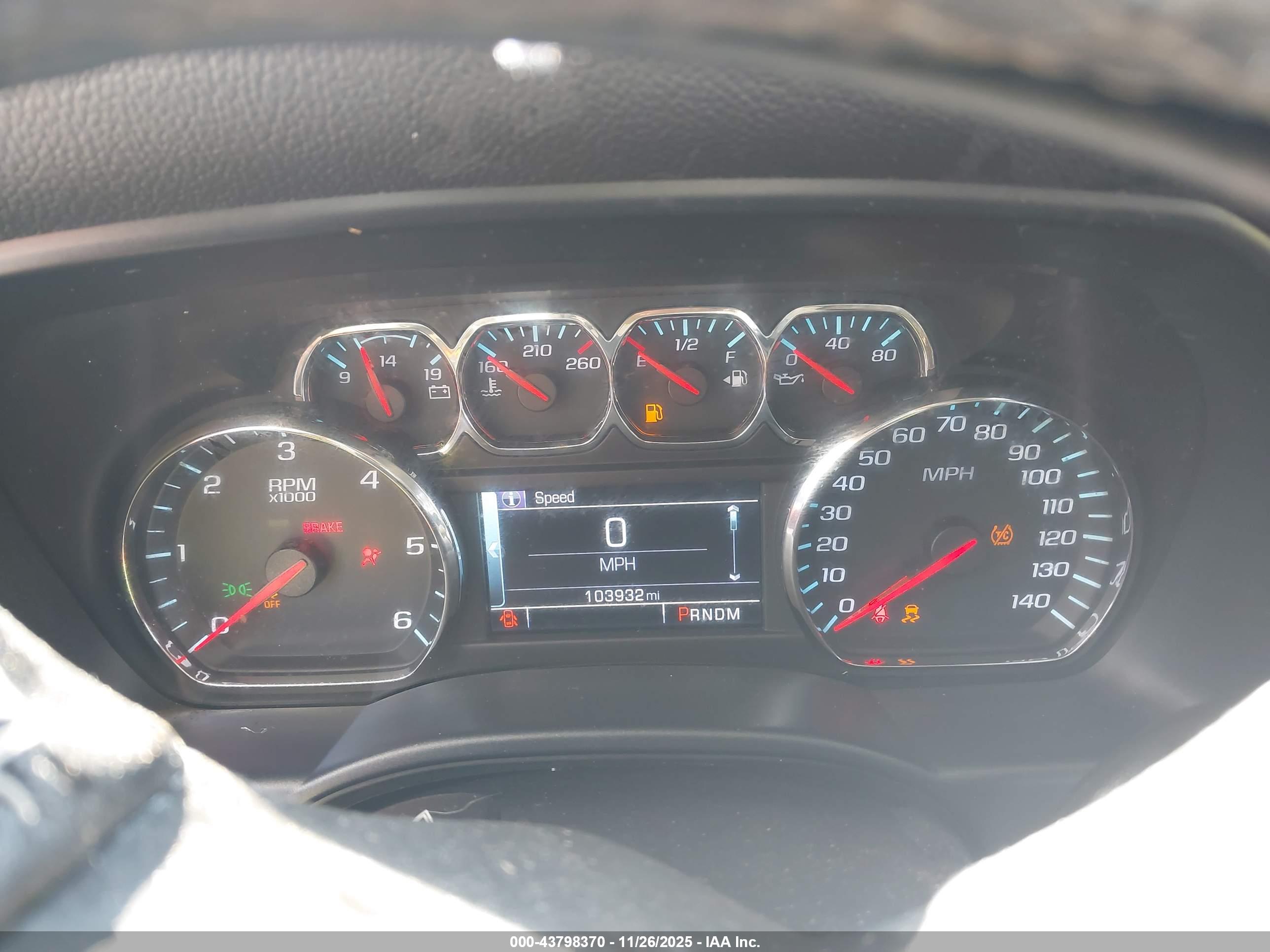 CHEVROLET SILVERADO image 7