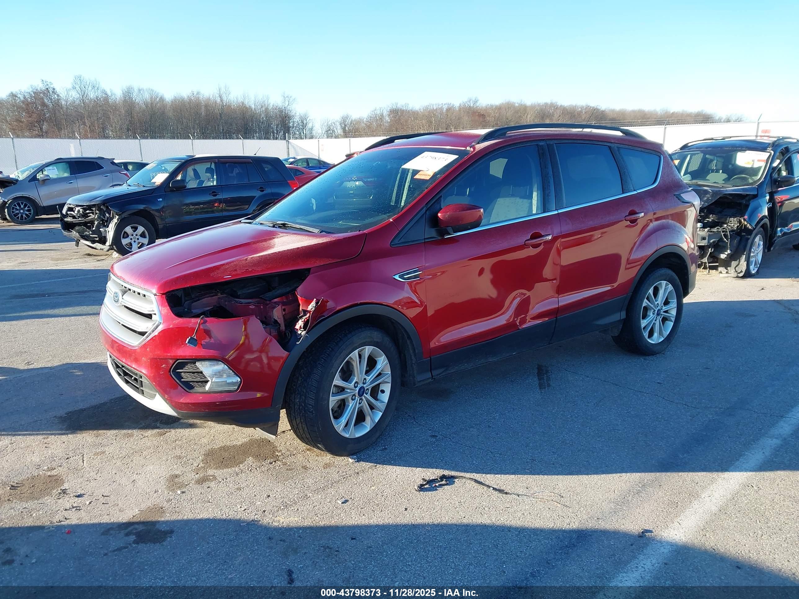FORD ESCAPE image 2