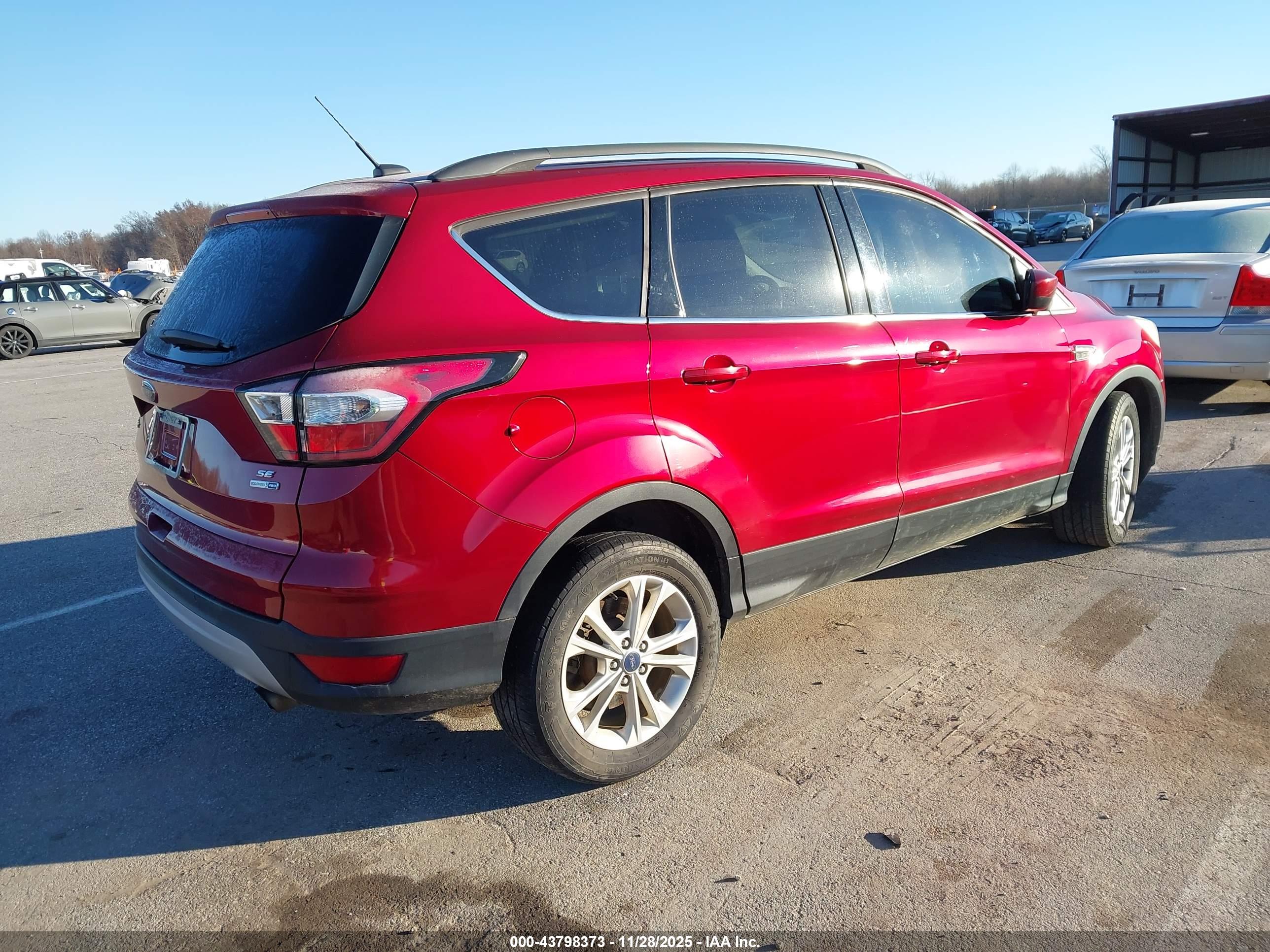 FORD ESCAPE image 4