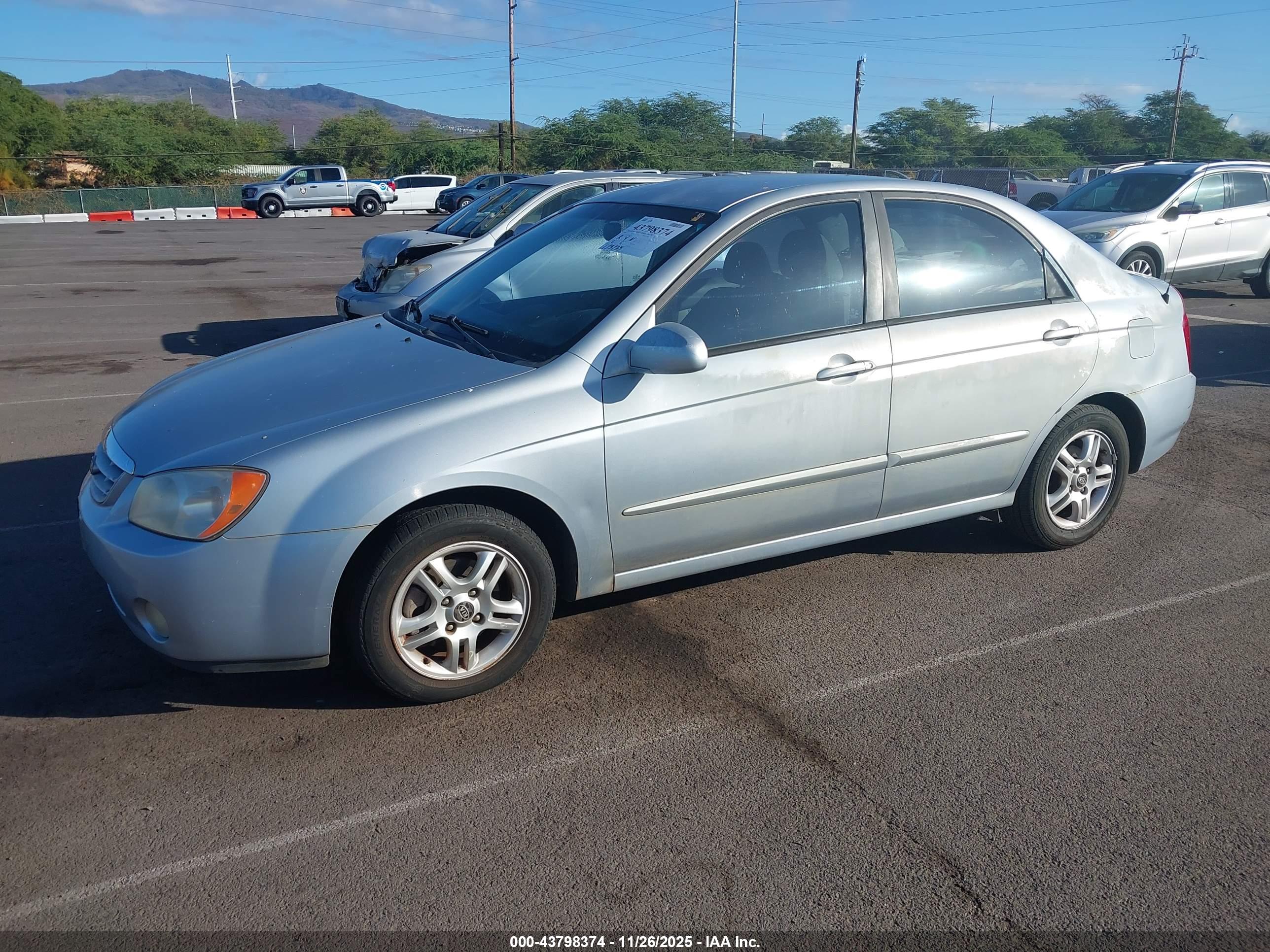 KIA SPECTRA image 2