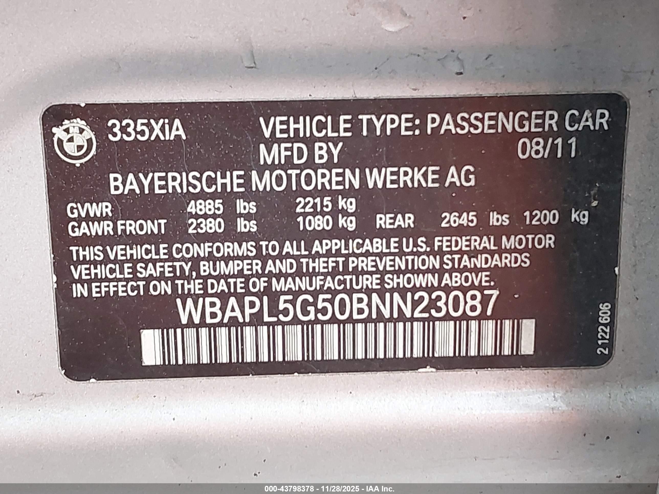 BMW 335I image 9