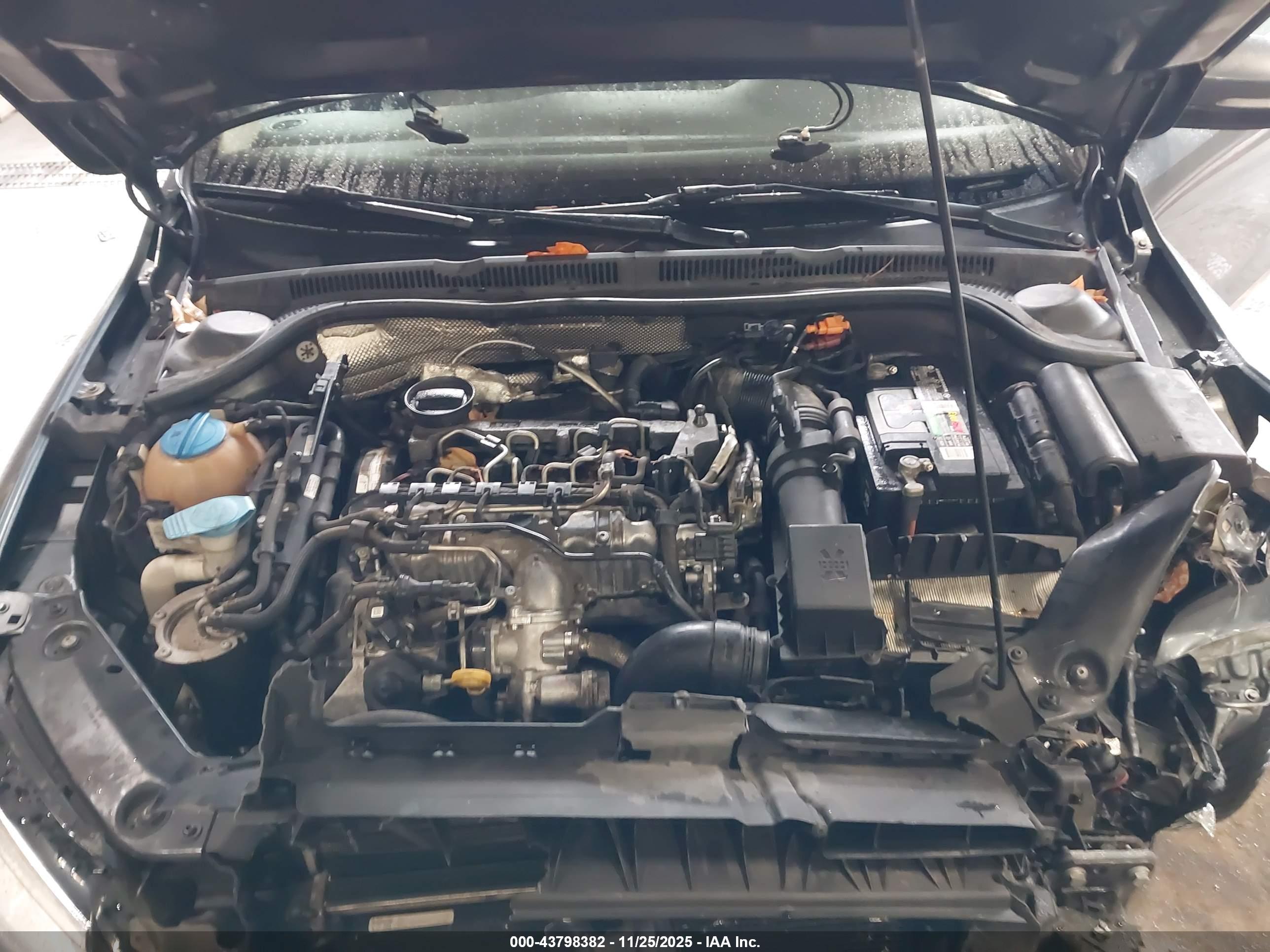 VOLKSWAGEN JETTA image 10