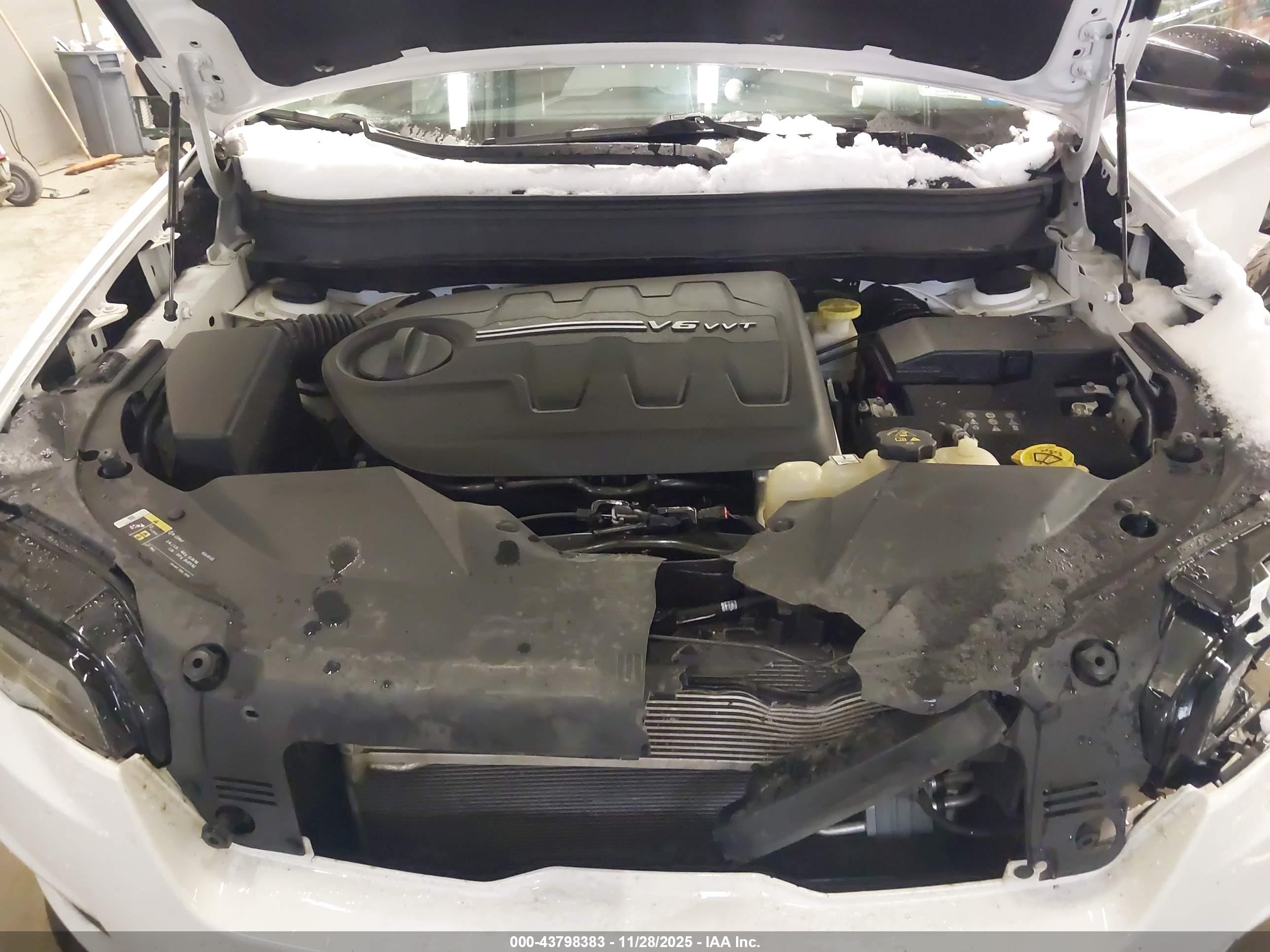 JEEP CHEROKEE image 10