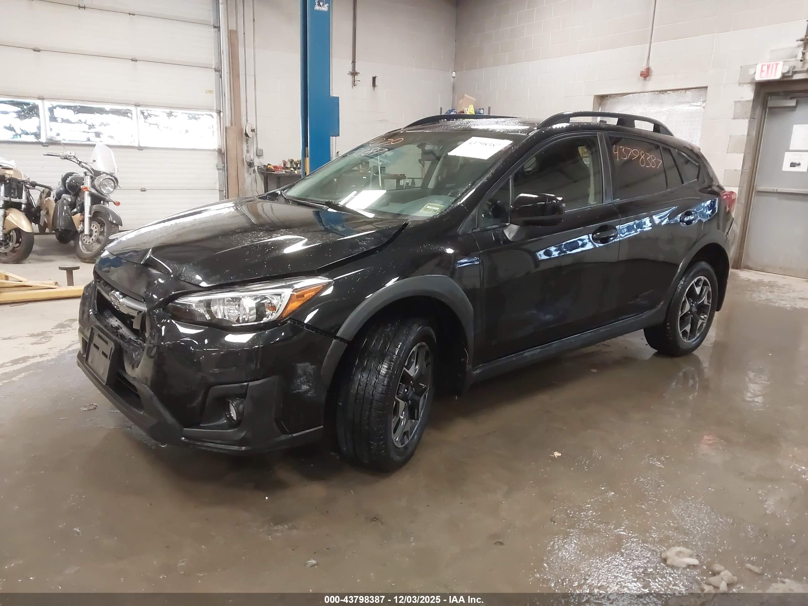 SUBARU CROSSTREK image 2
